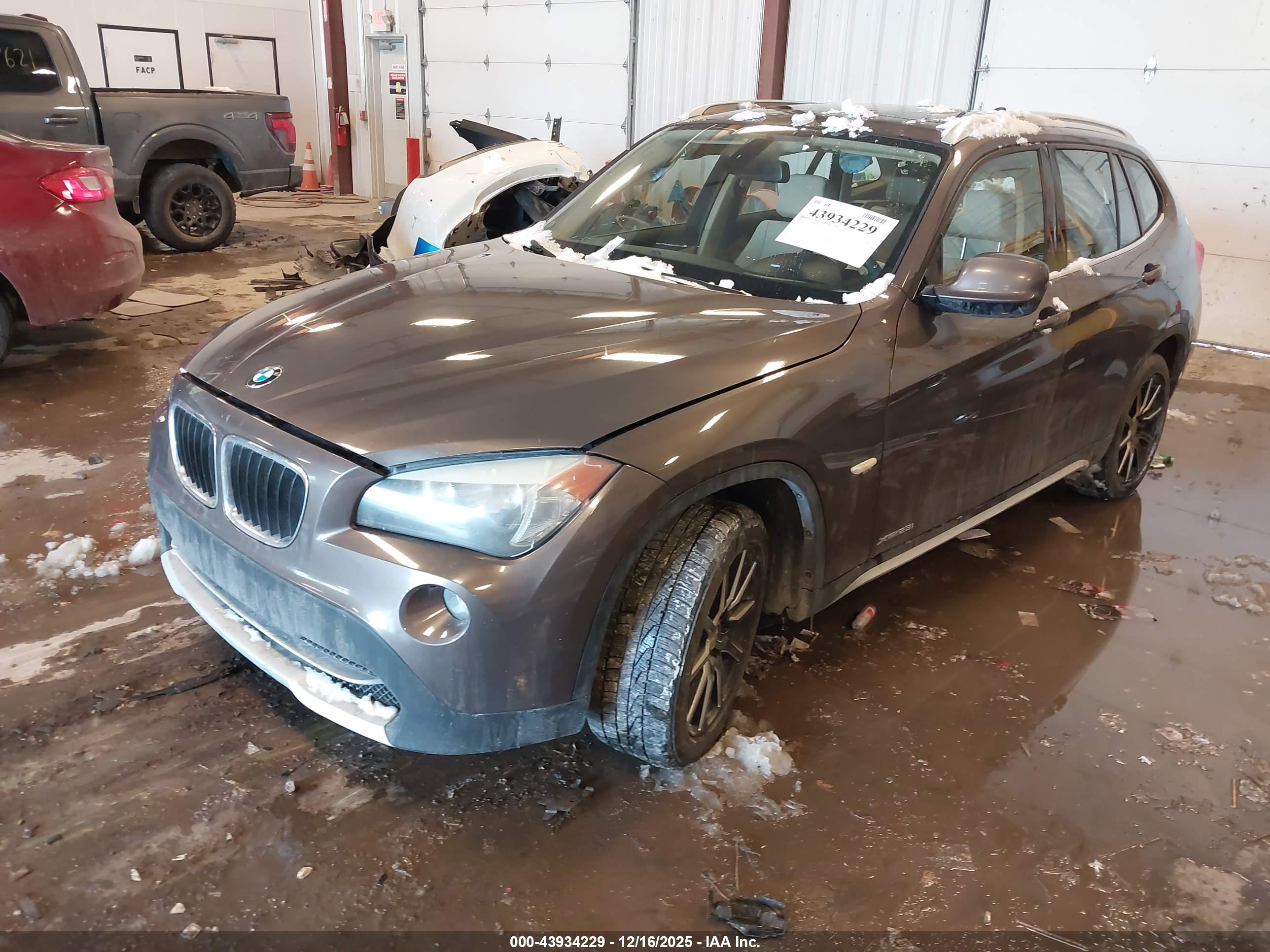 BMW X1 image 2