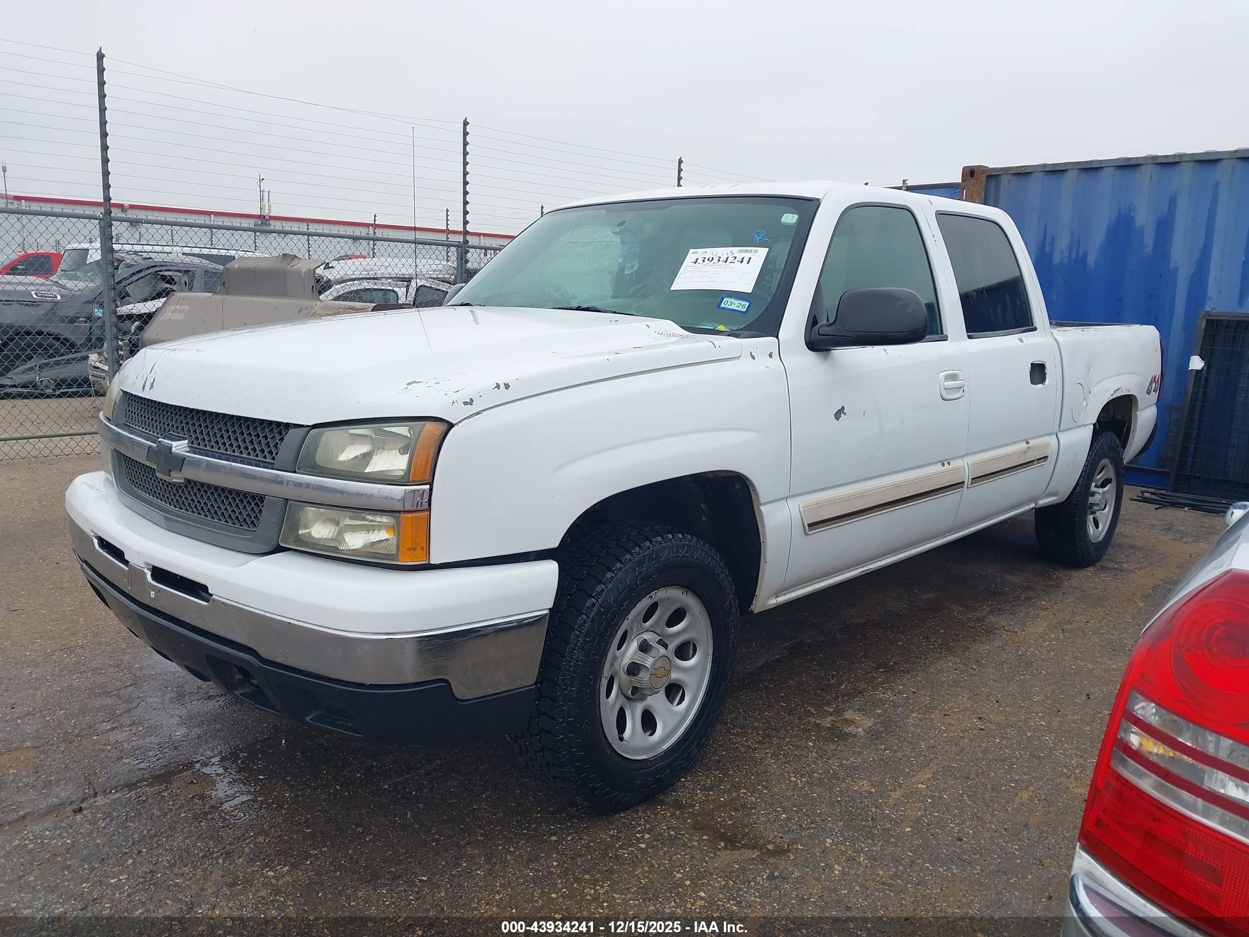 CHEVROLET SILVERADO image 2
