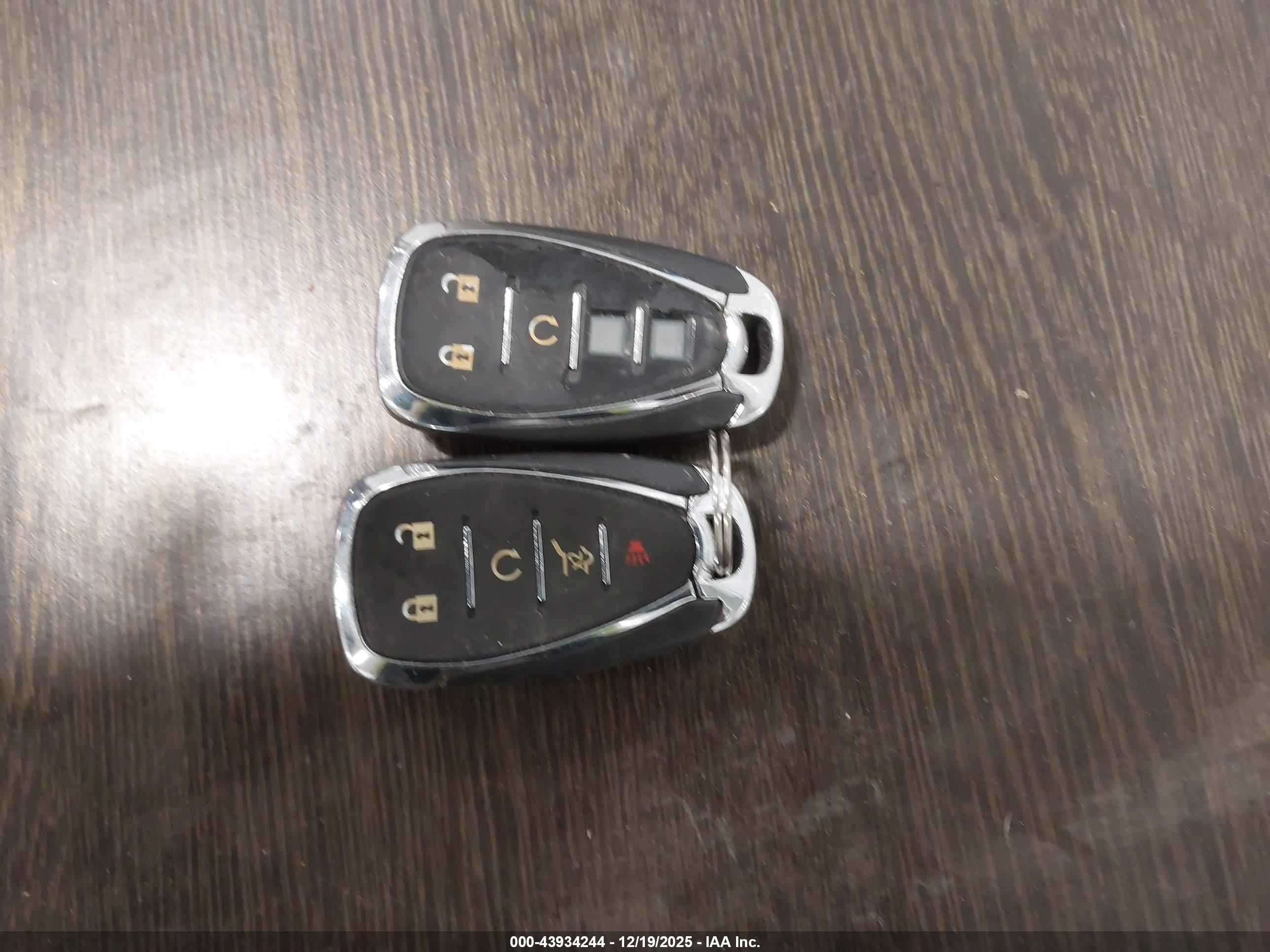 CHEVROLET EQUINOX image 11
