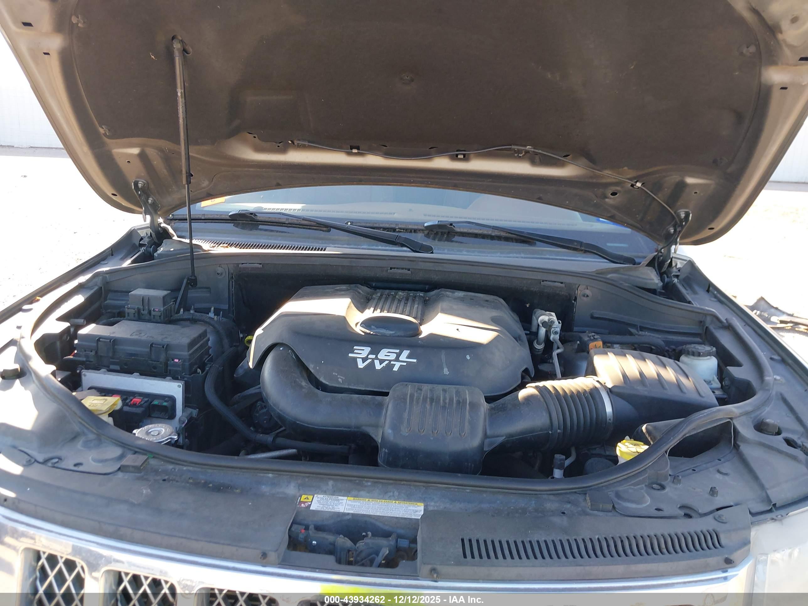 JEEP GRAND image 10