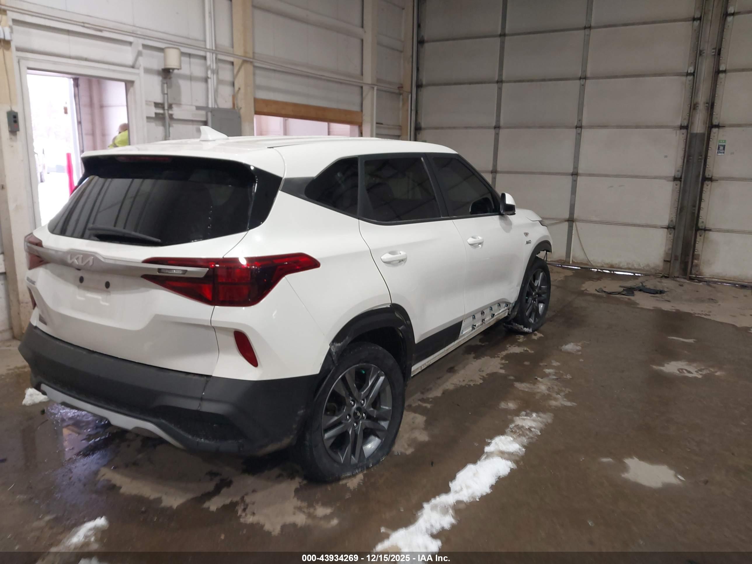 KIA SELTOS image 4