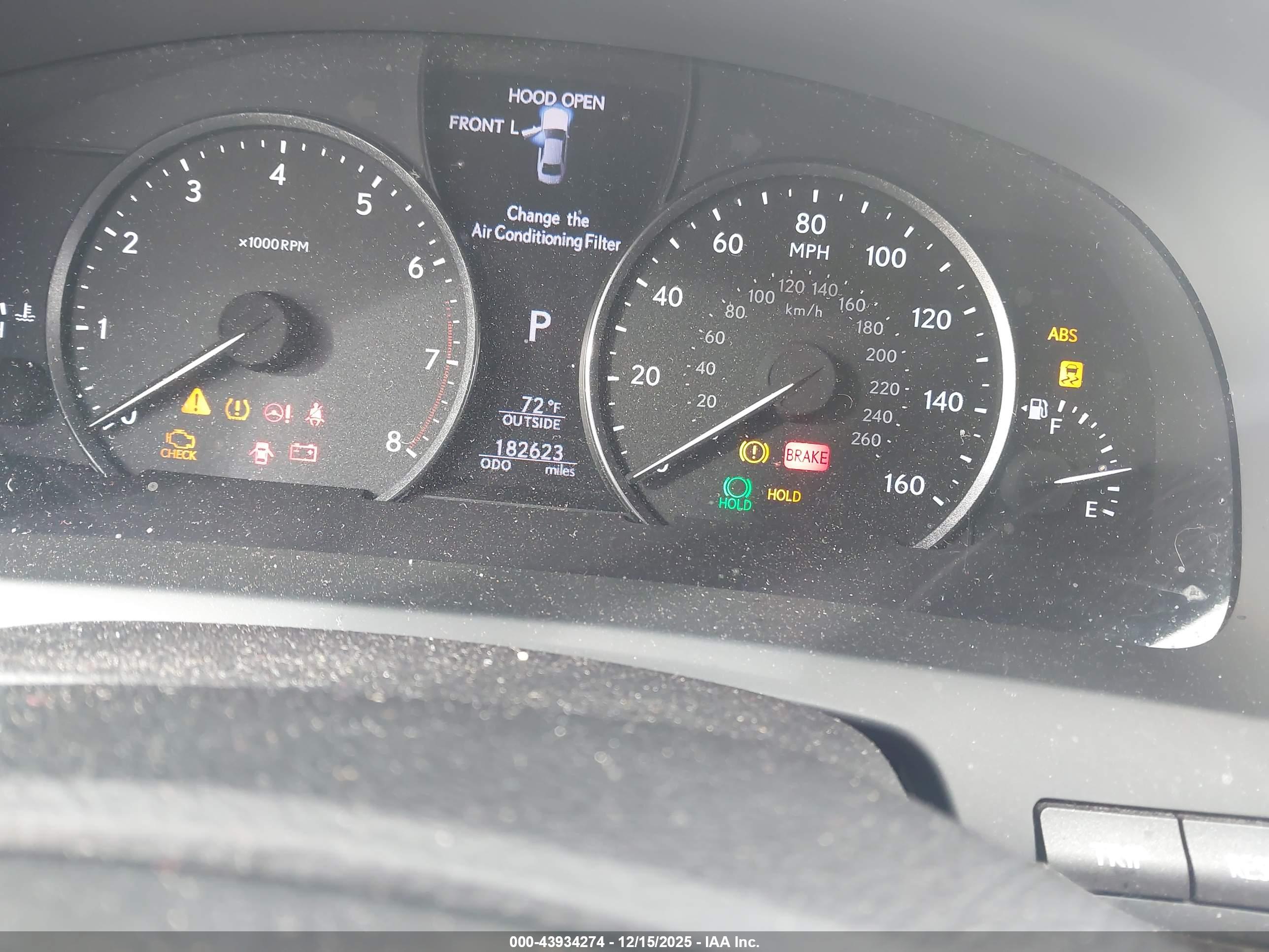 LEXUS LS image 7
