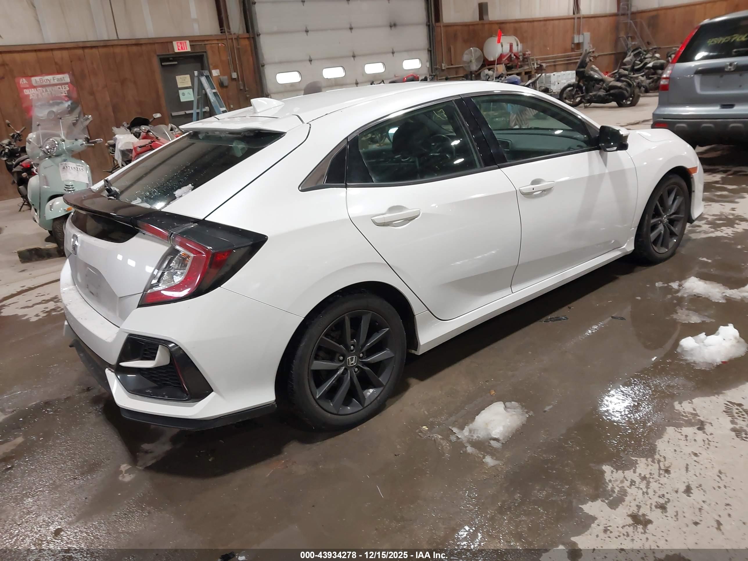 HONDA CIVIC image 4
