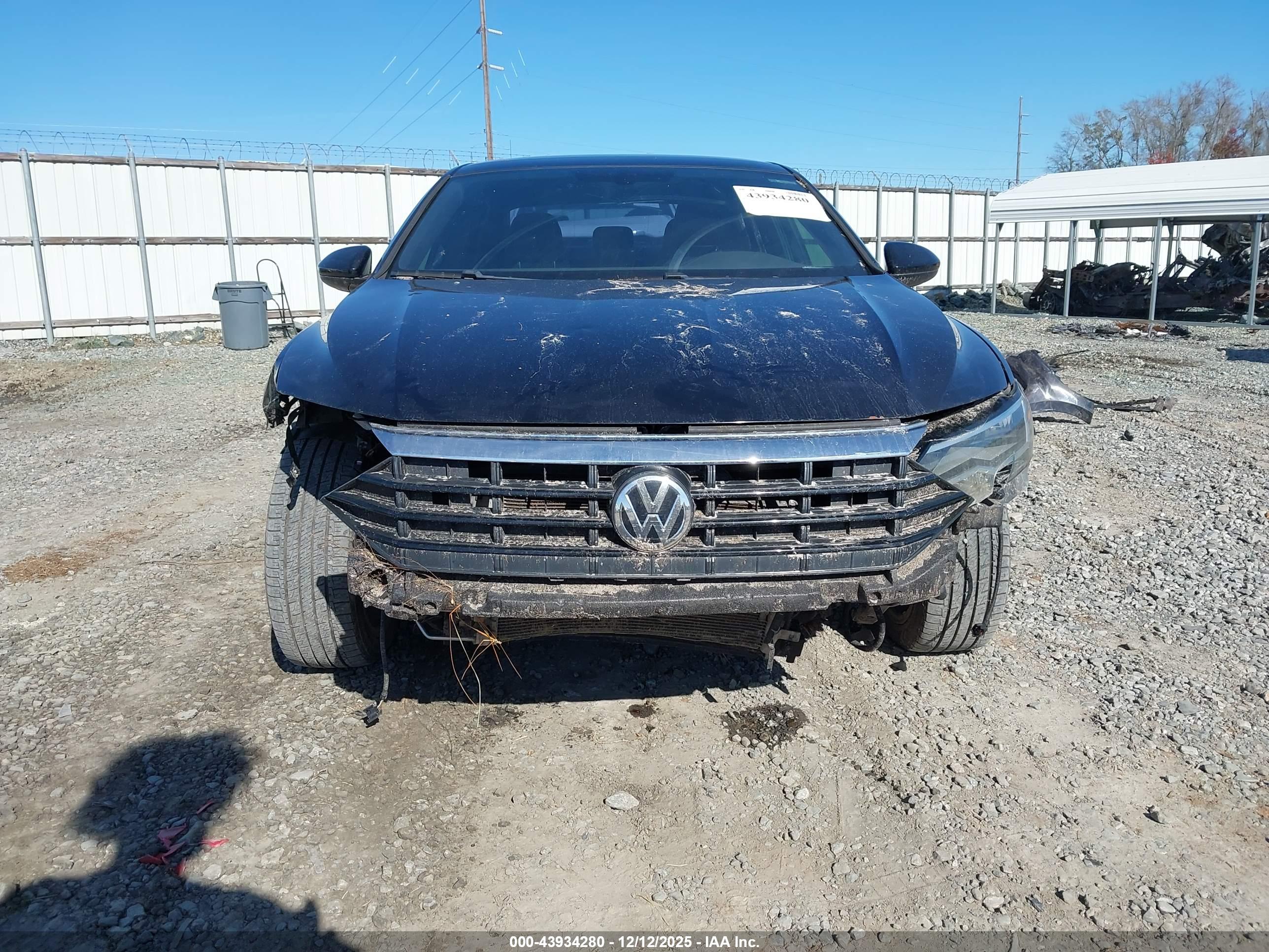 VOLKSWAGEN JETTA image 6