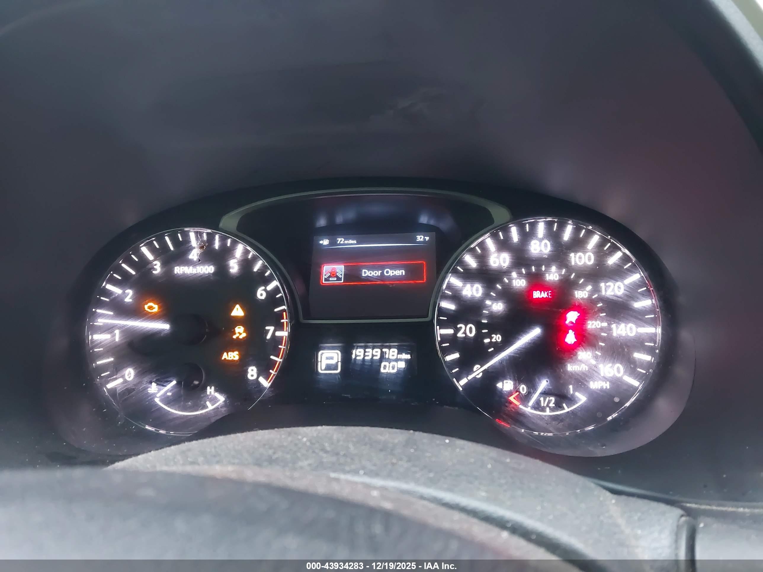NISSAN PATHFINDER image 7