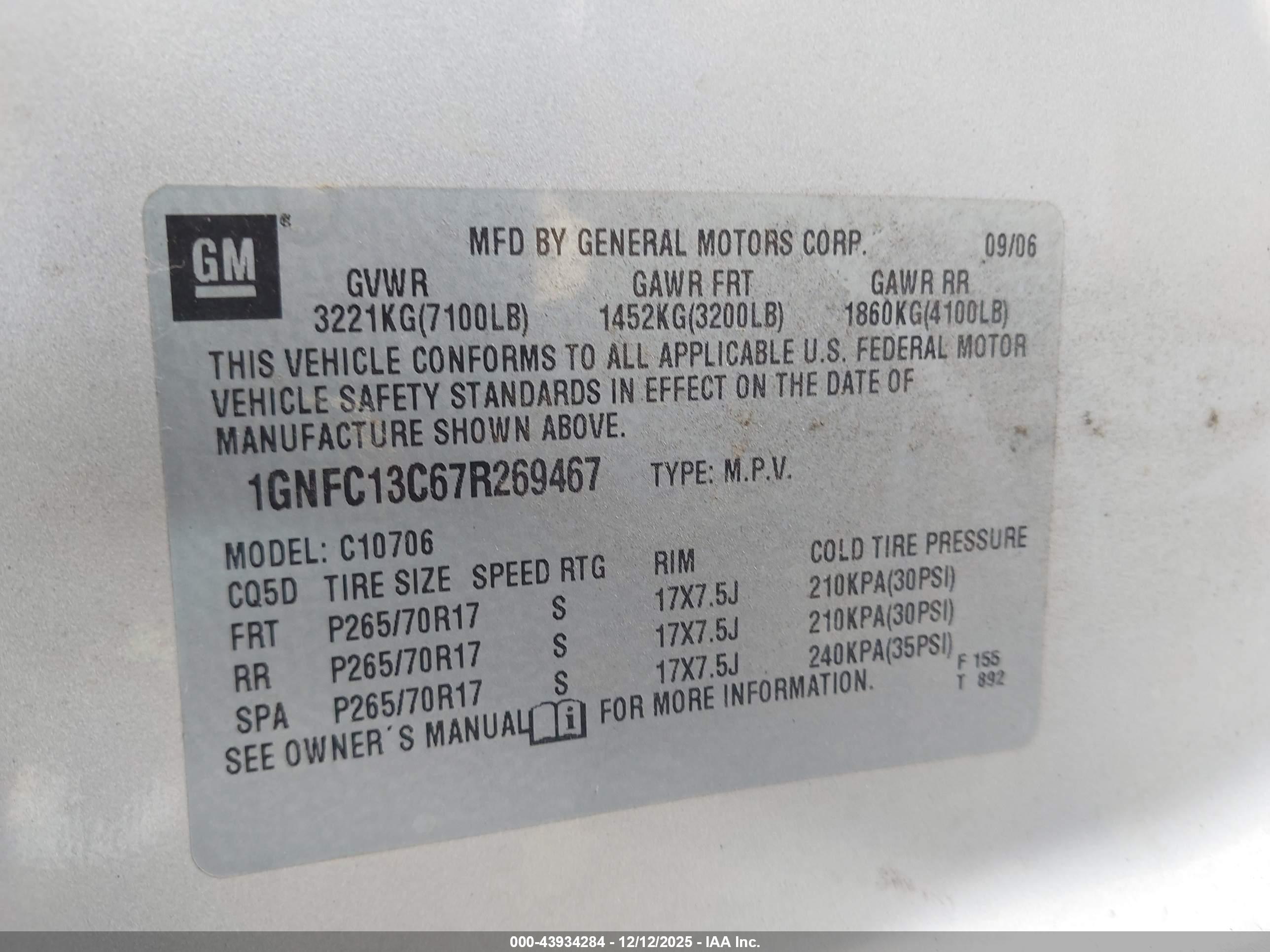 CHEVROLET TAHOE image 9