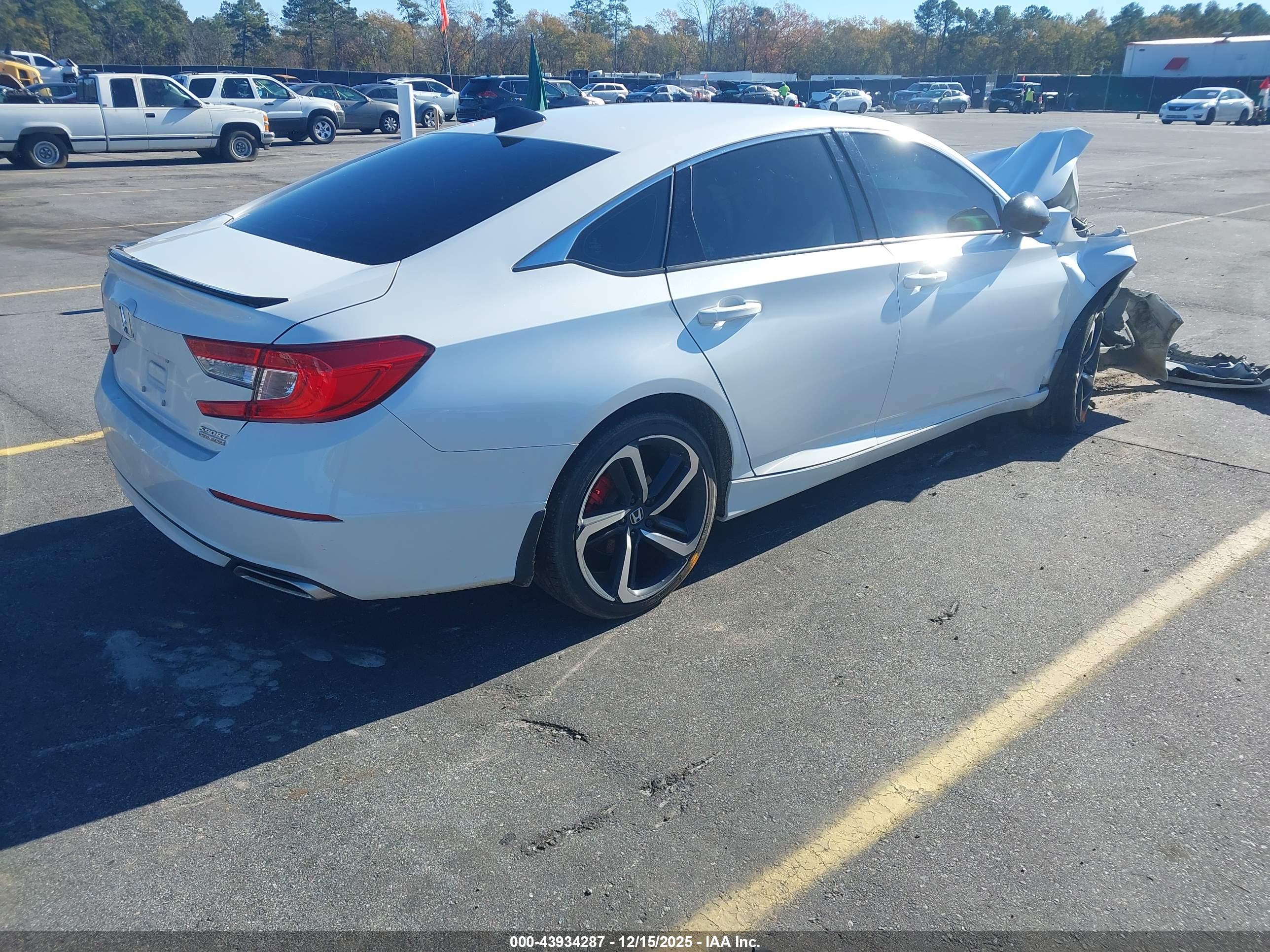 HONDA ACCORD image 4
