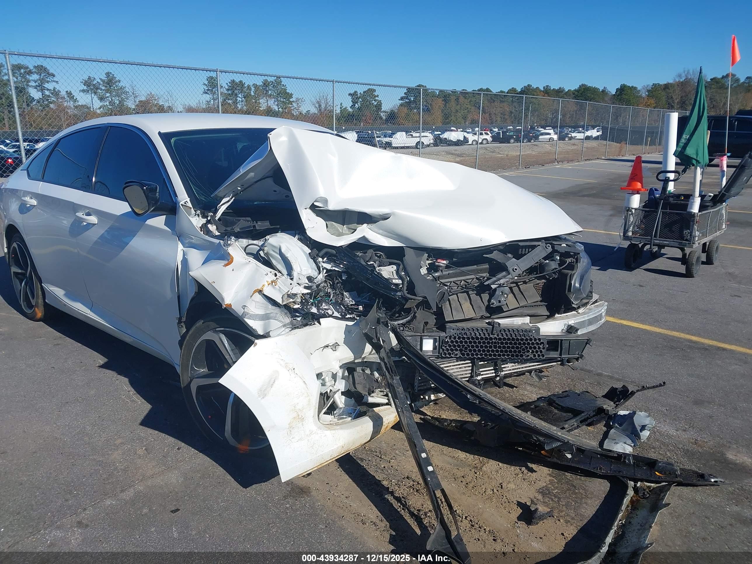 HONDA ACCORD image 6