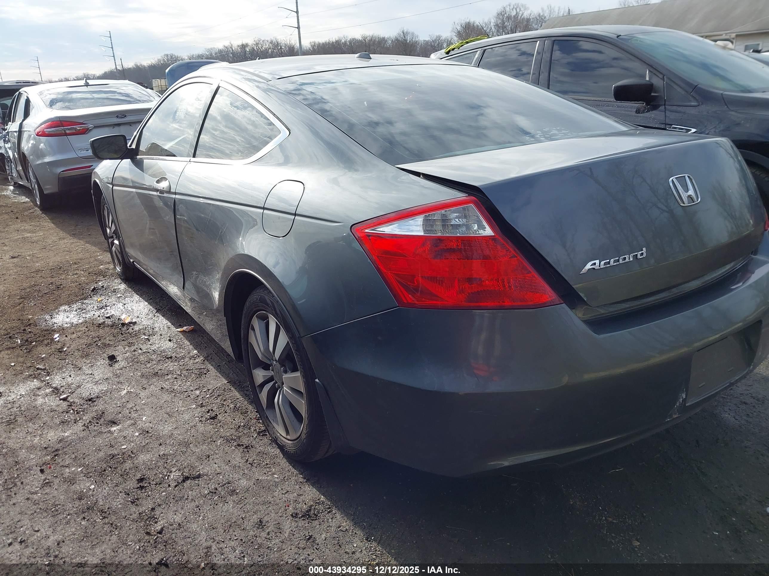 HONDA ACCORD image 3