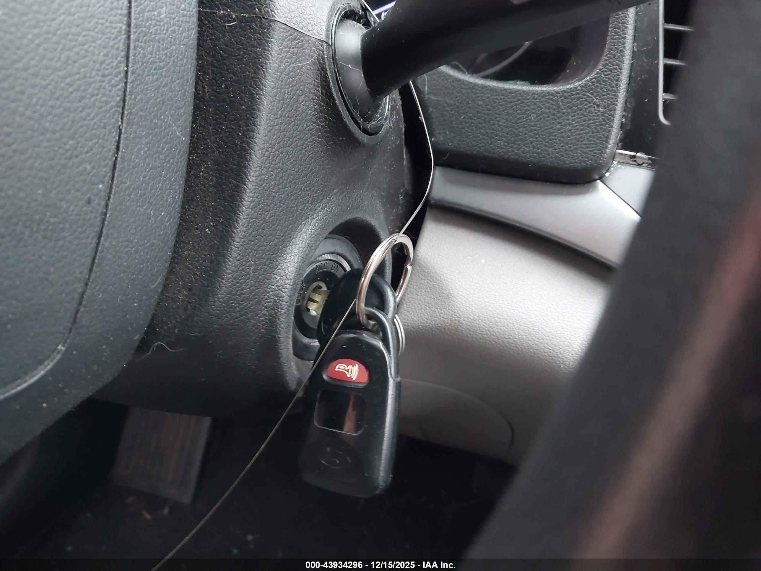 HYUNDAI ELANTRA image 11