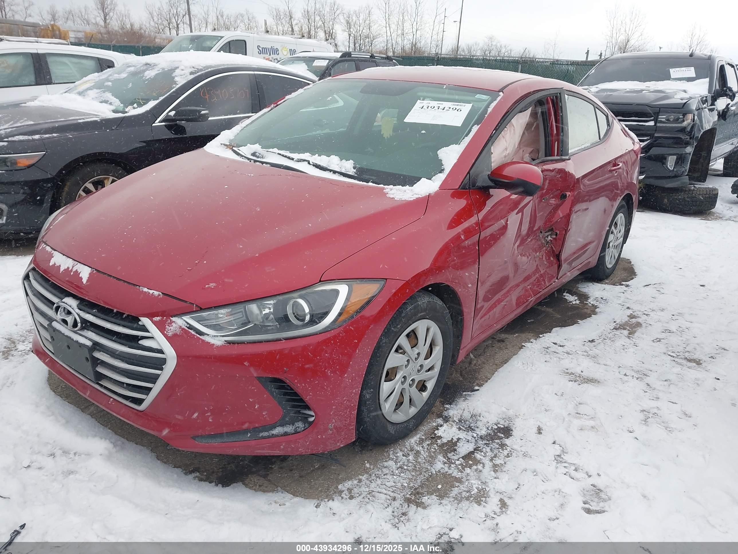 HYUNDAI ELANTRA image 2