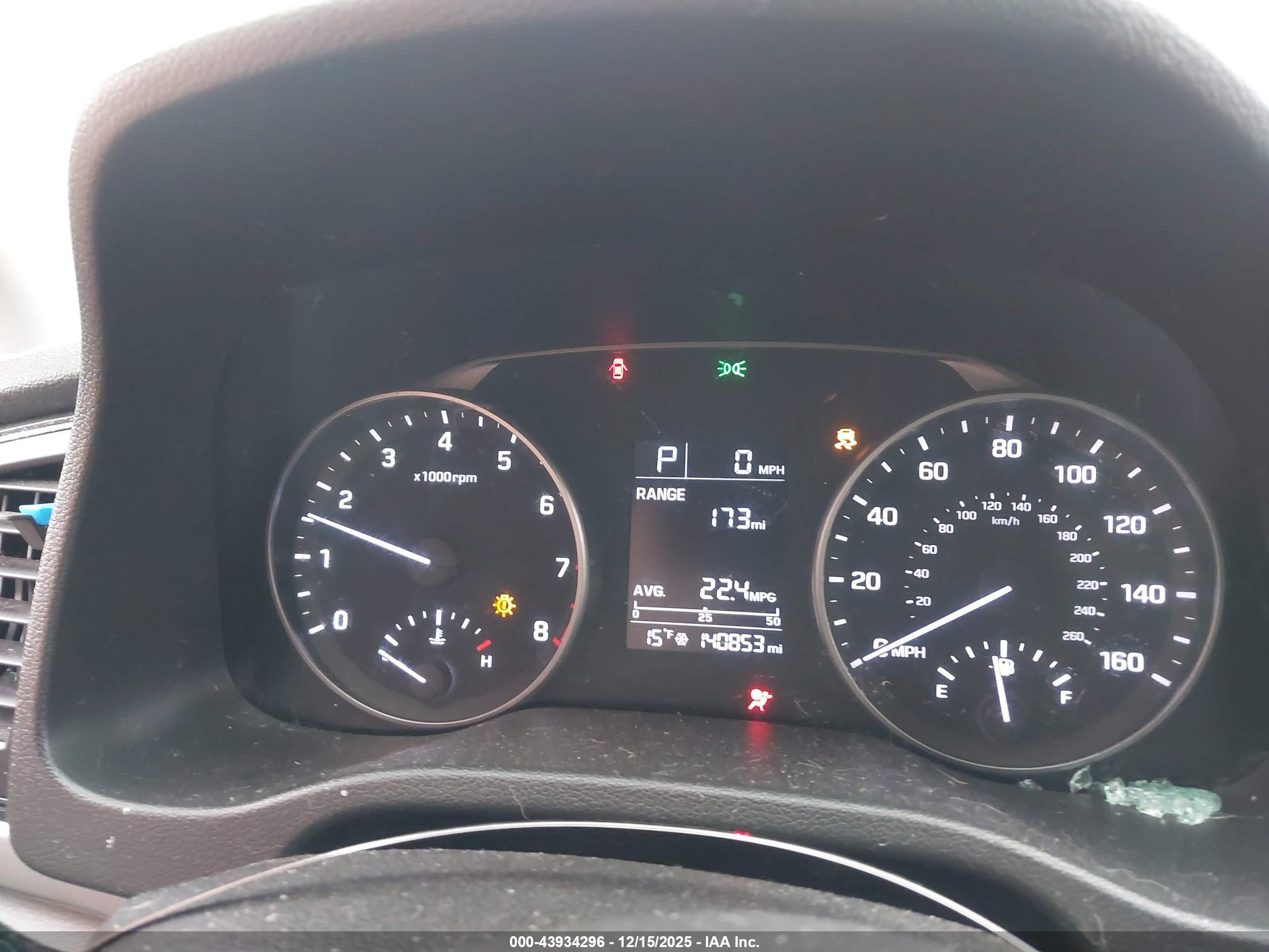 HYUNDAI ELANTRA image 7