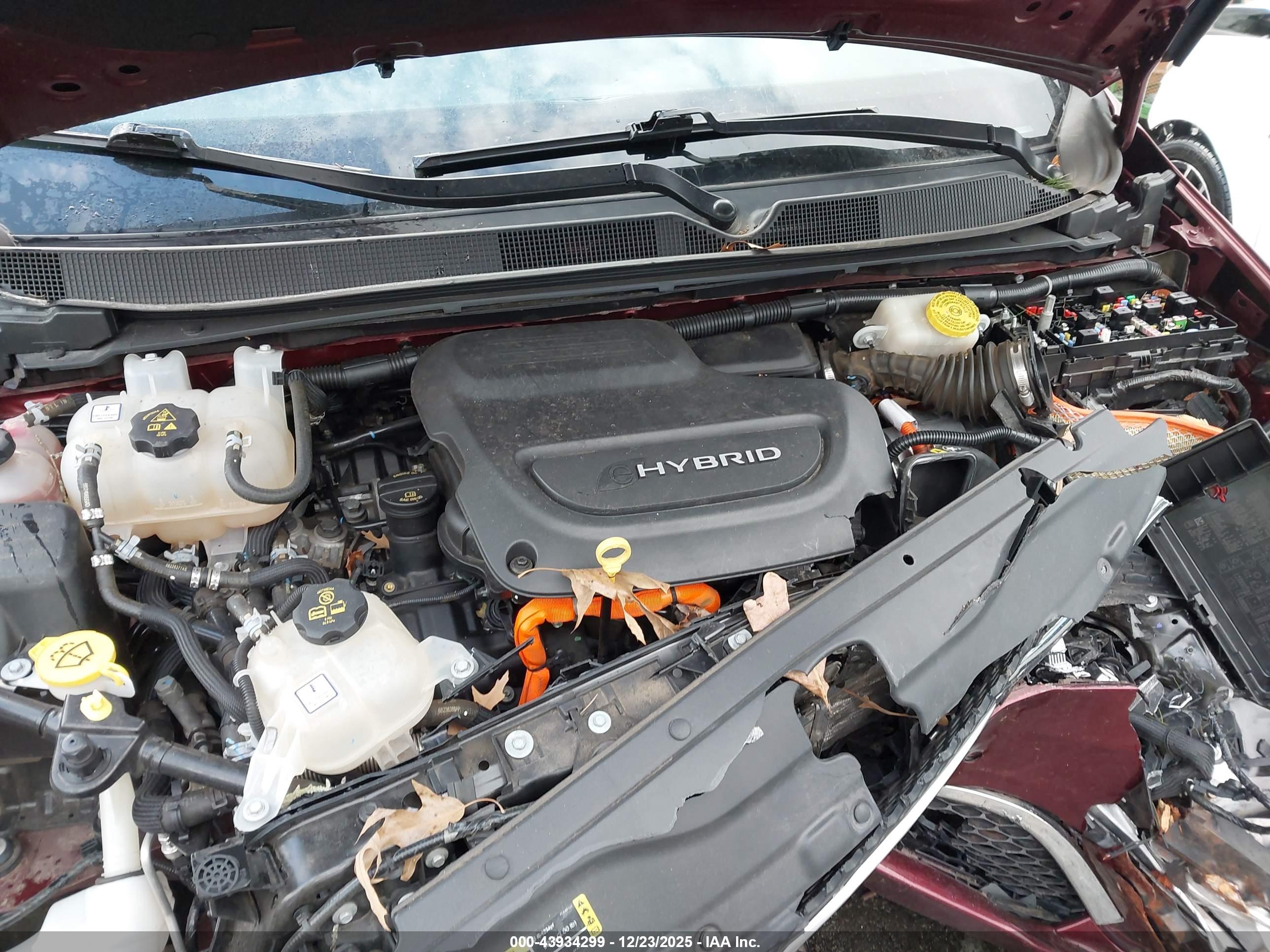 CHRYSLER PACIFICA image 10