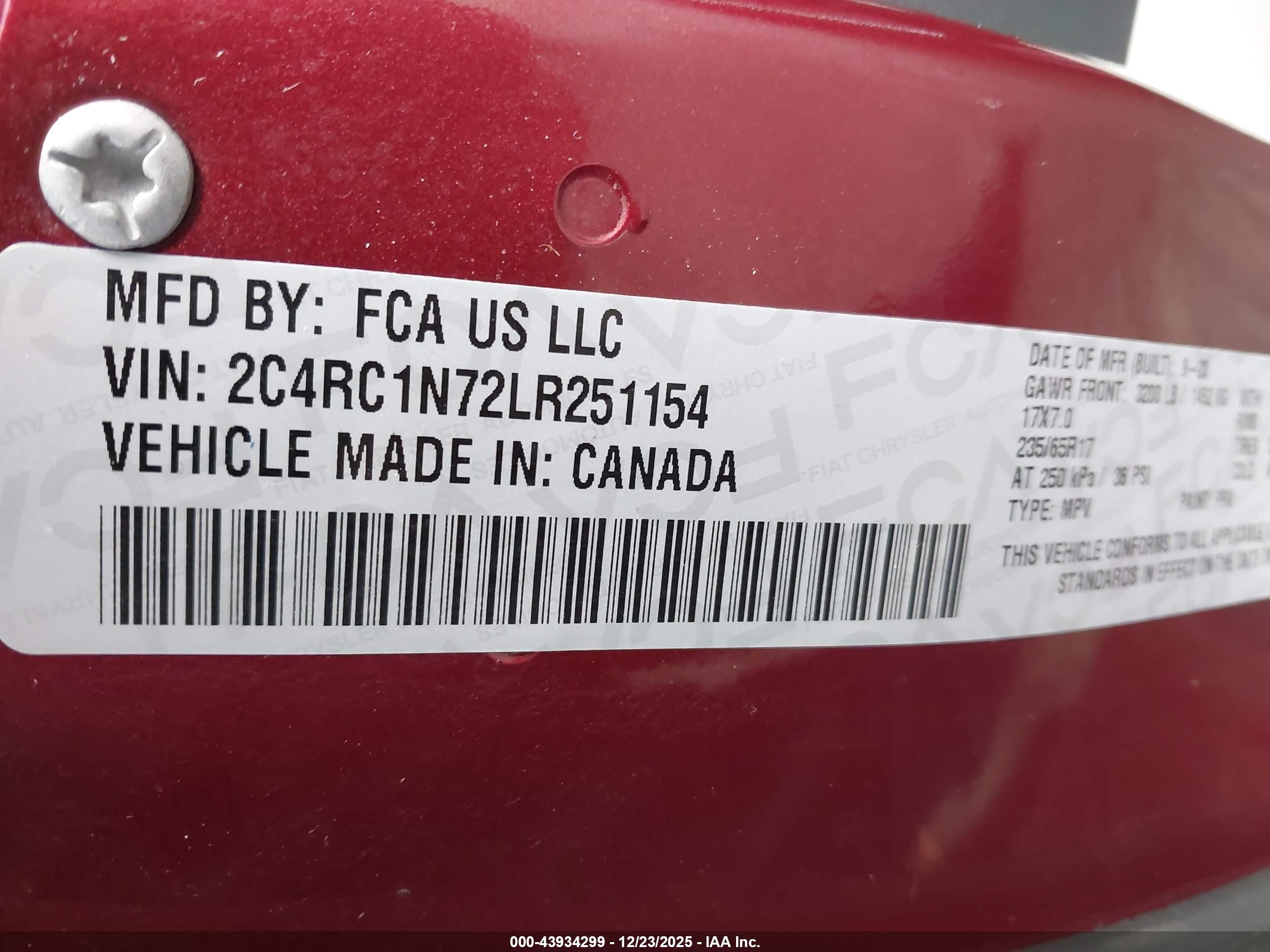 CHRYSLER PACIFICA image 9