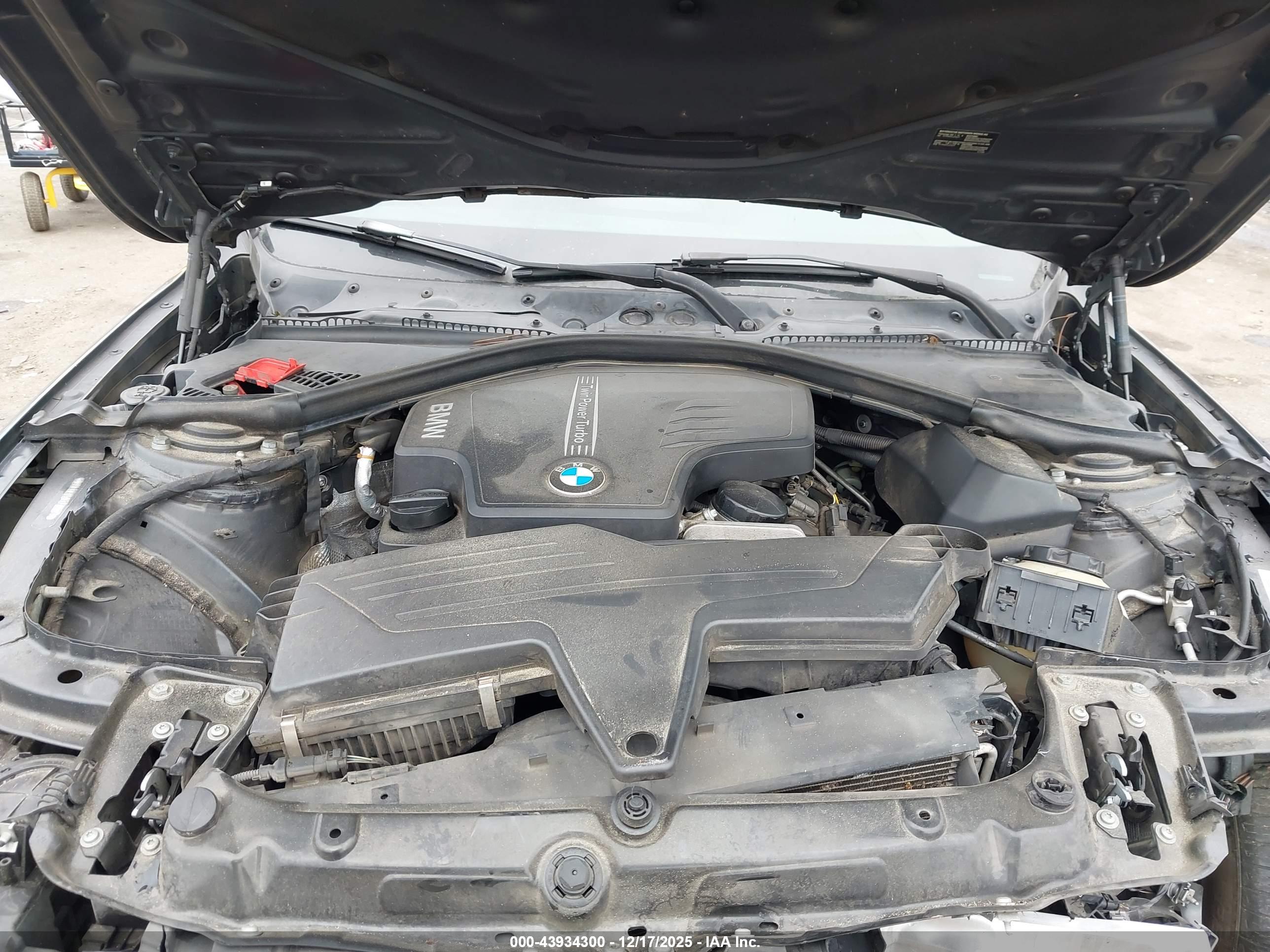 BMW 328I image 10