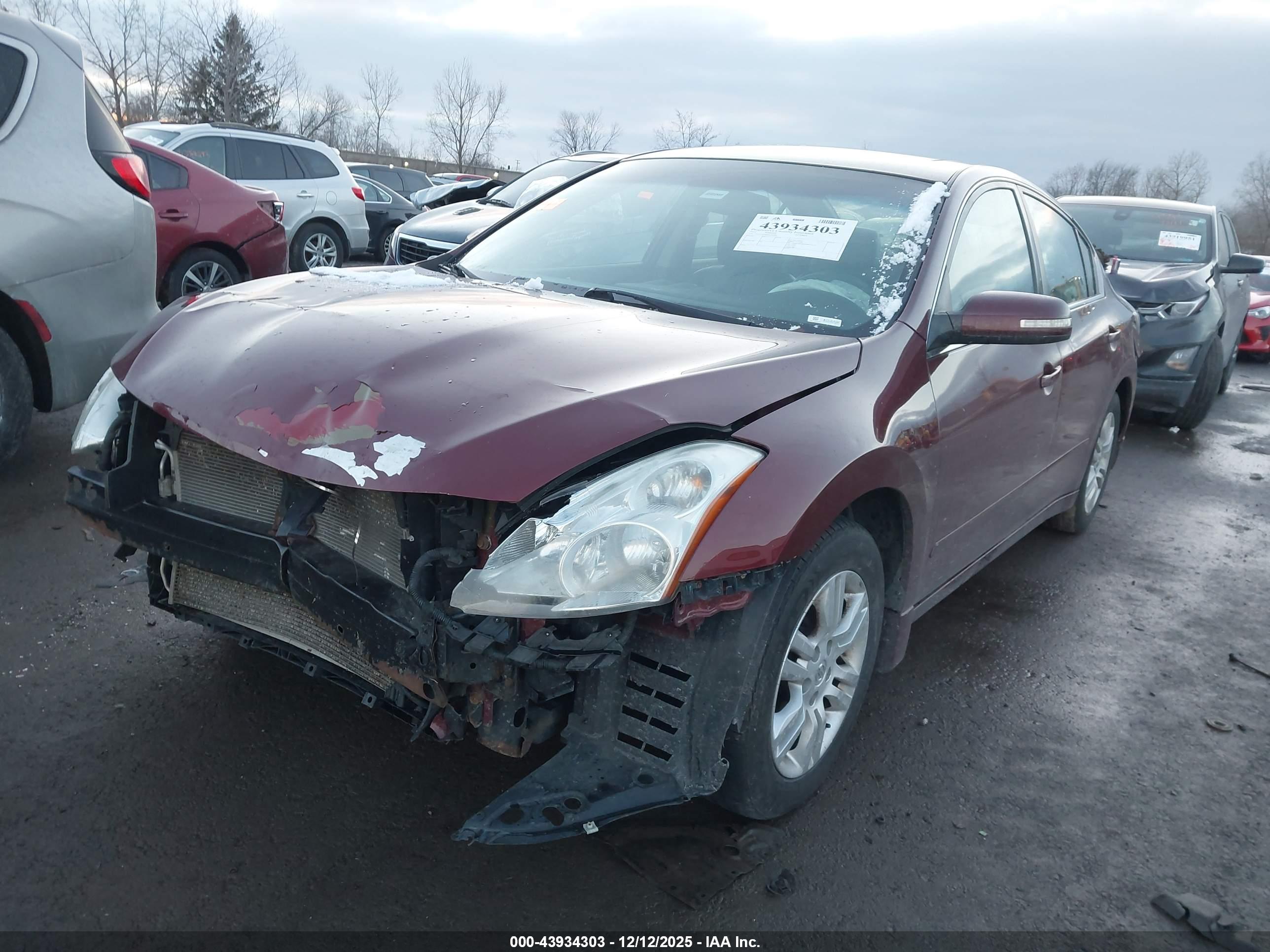 NISSAN ALTIMA image 2