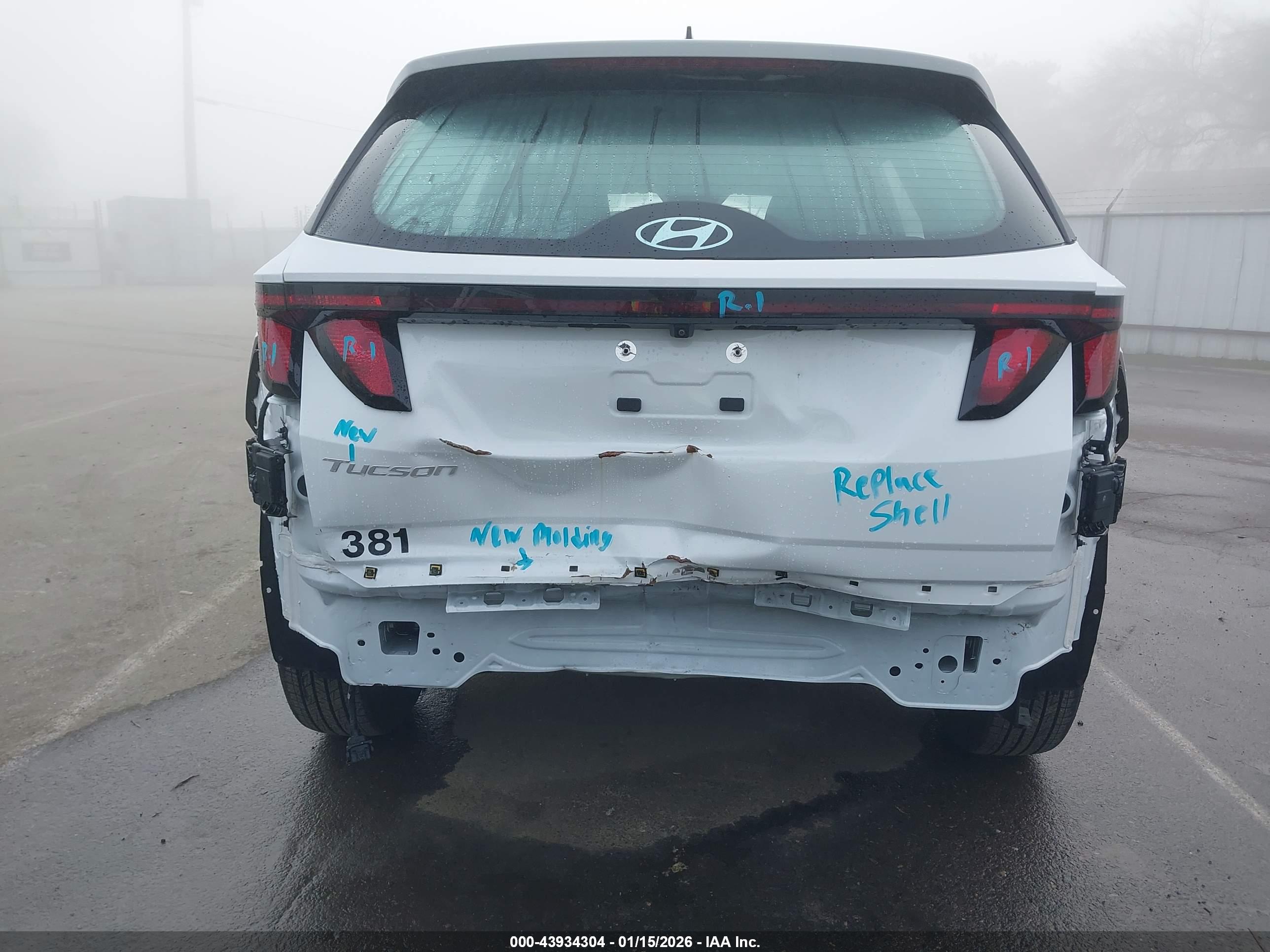 HYUNDAI TUCSON image 6