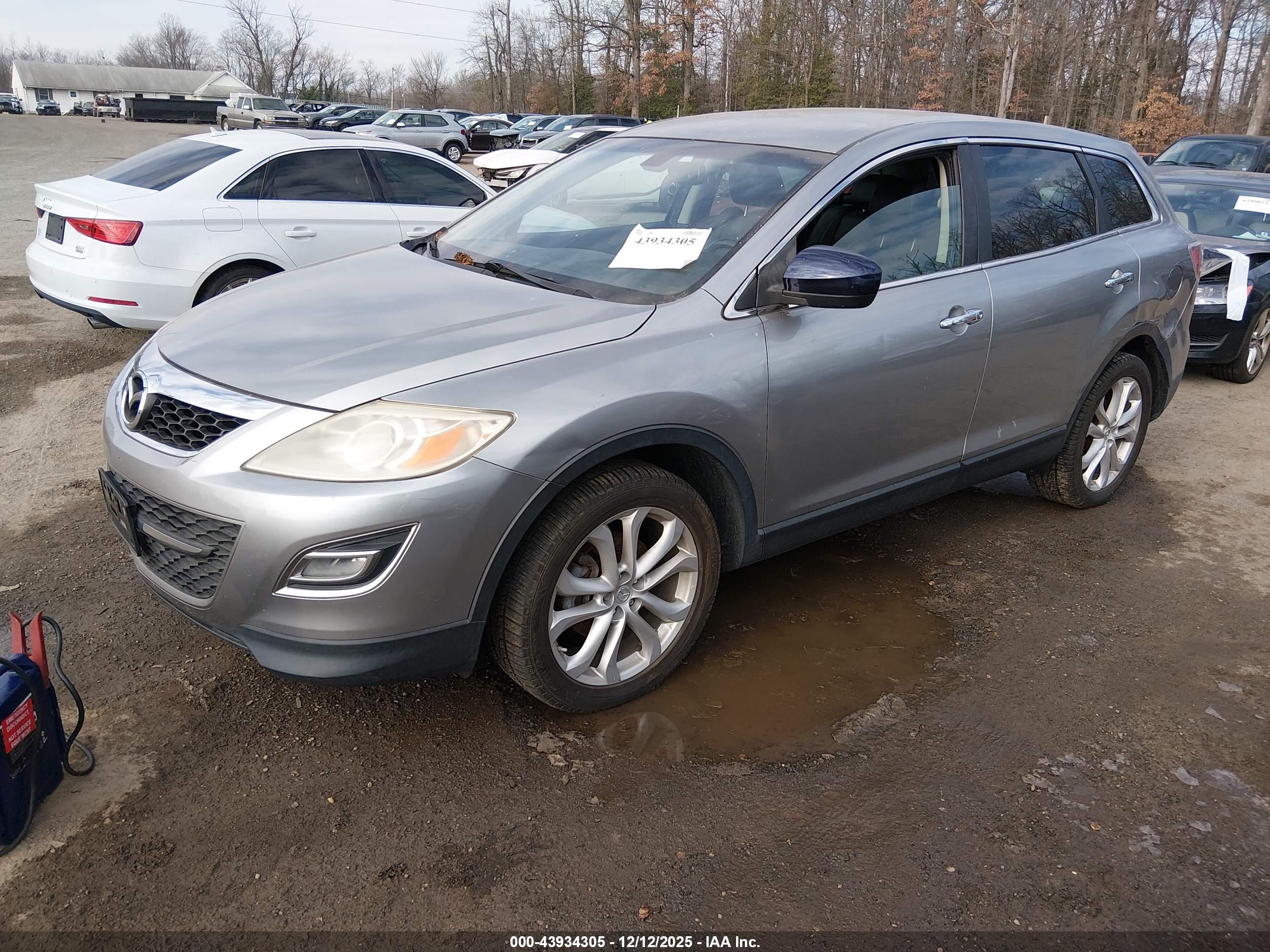 MAZDA CX-9 image 2