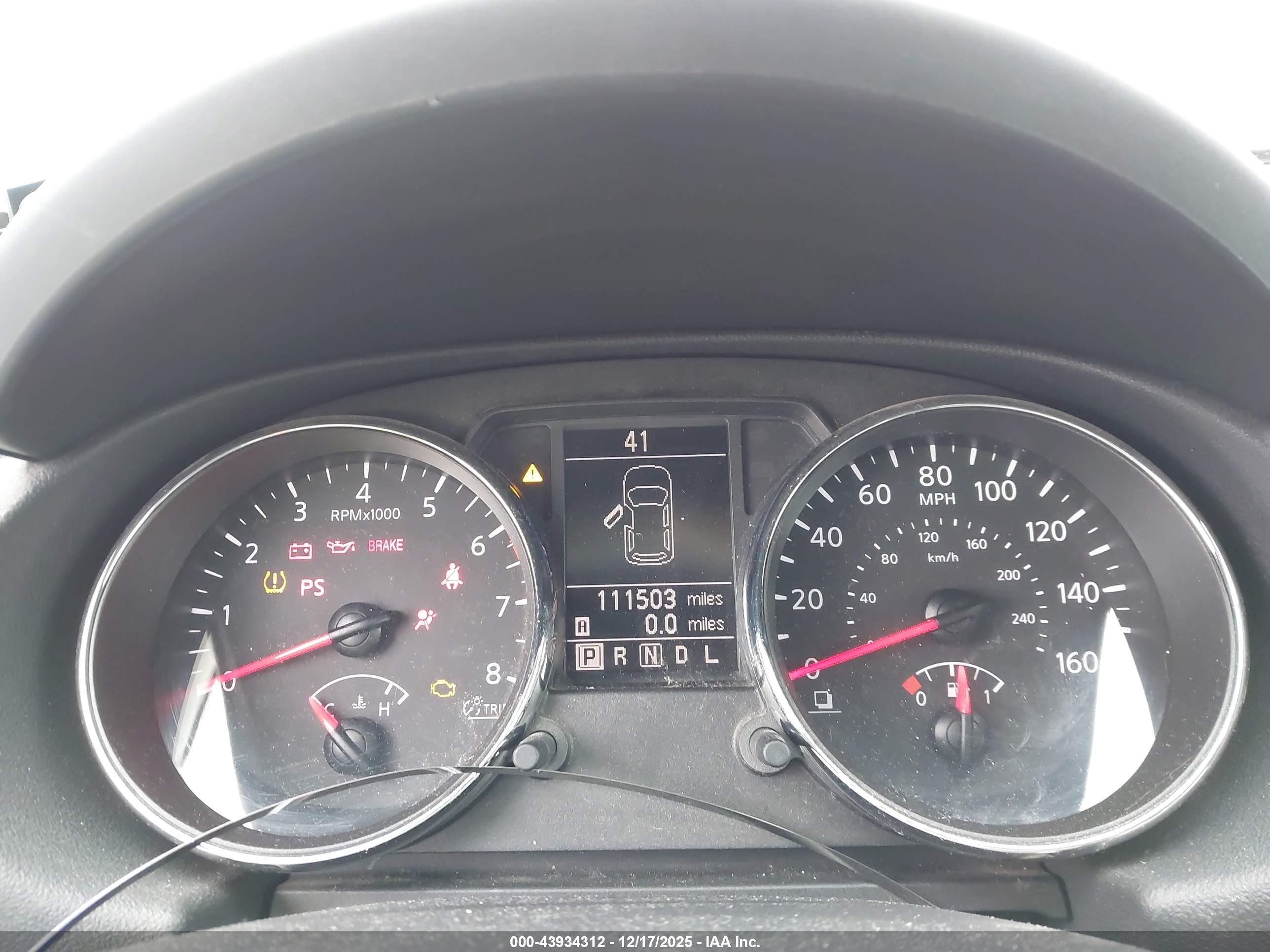NISSAN ROGUE image 7