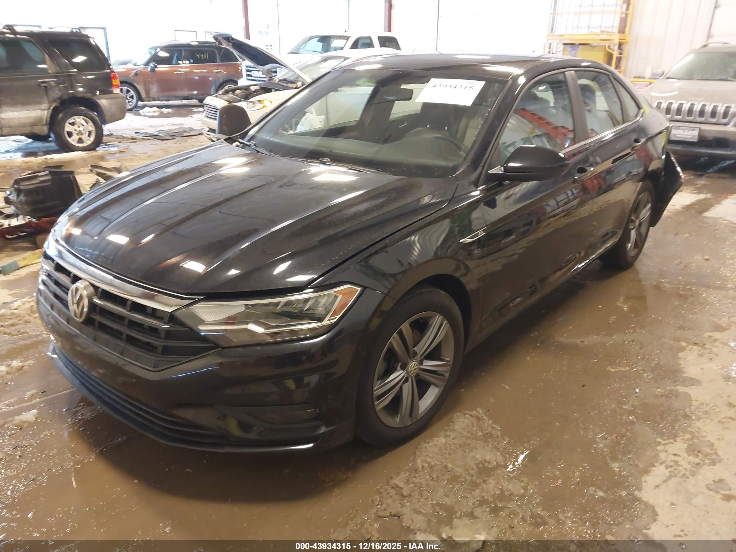 VOLKSWAGEN JETTA image 2