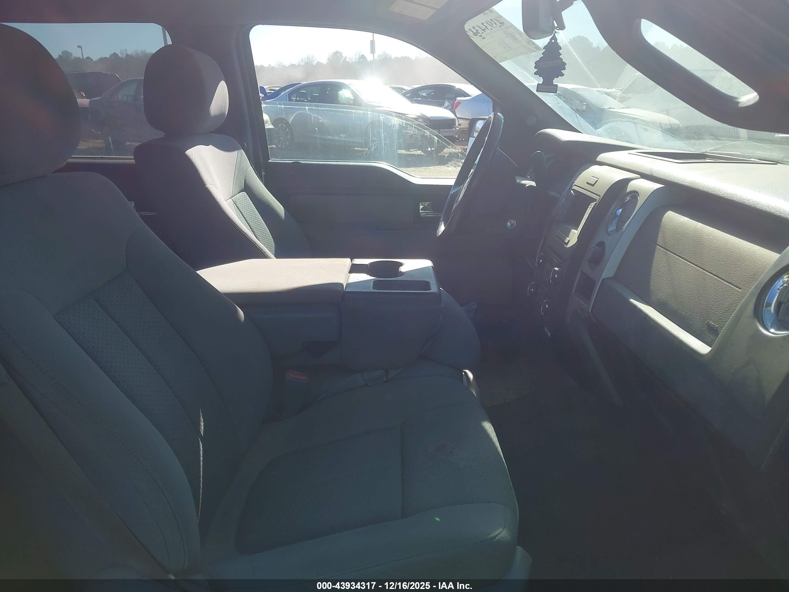 FORD F-150 image 5