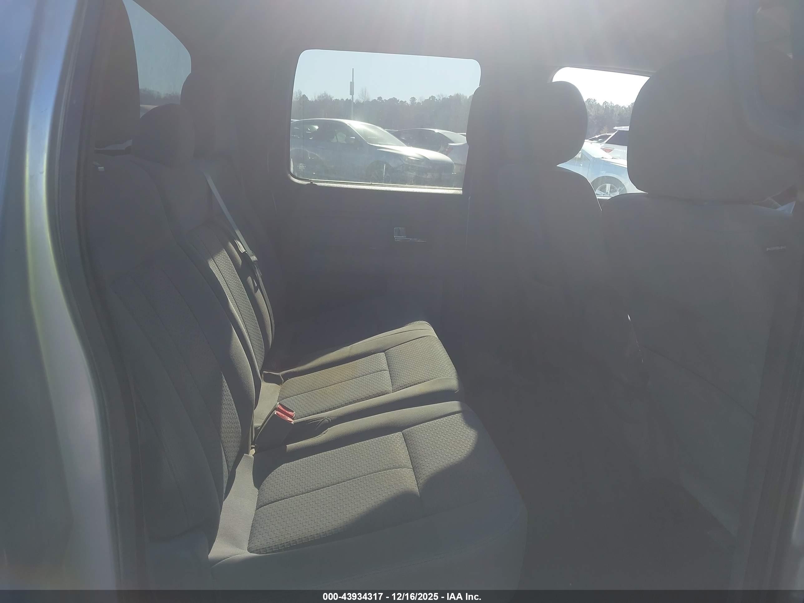 FORD F-150 image 8