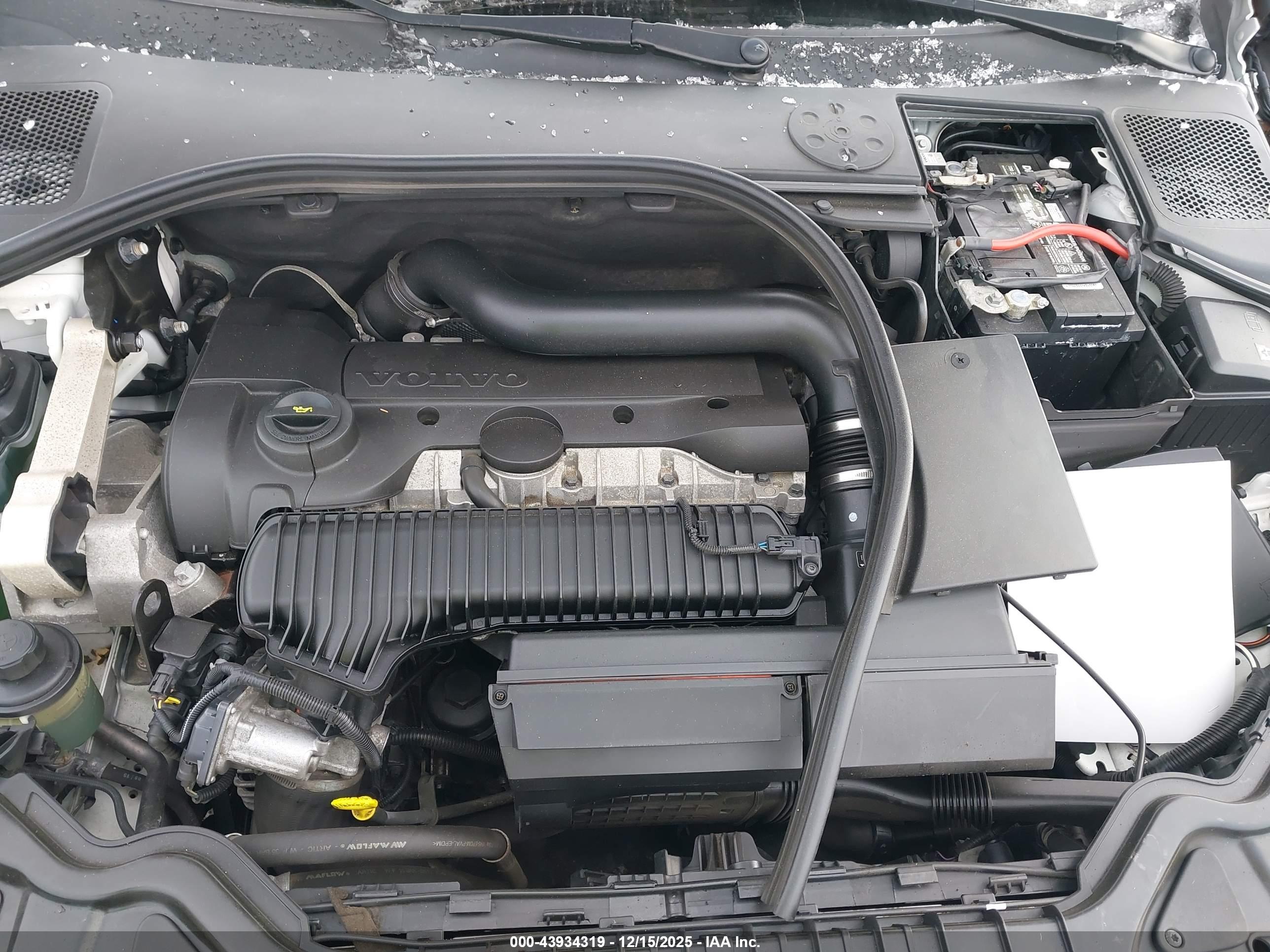VOLVO S60 image 10