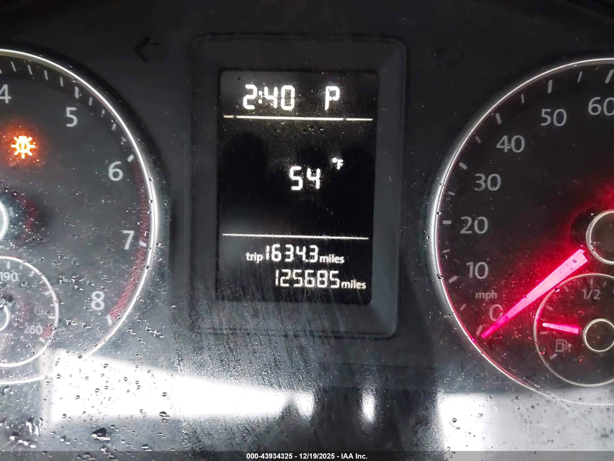 VOLKSWAGEN JETTA image 7