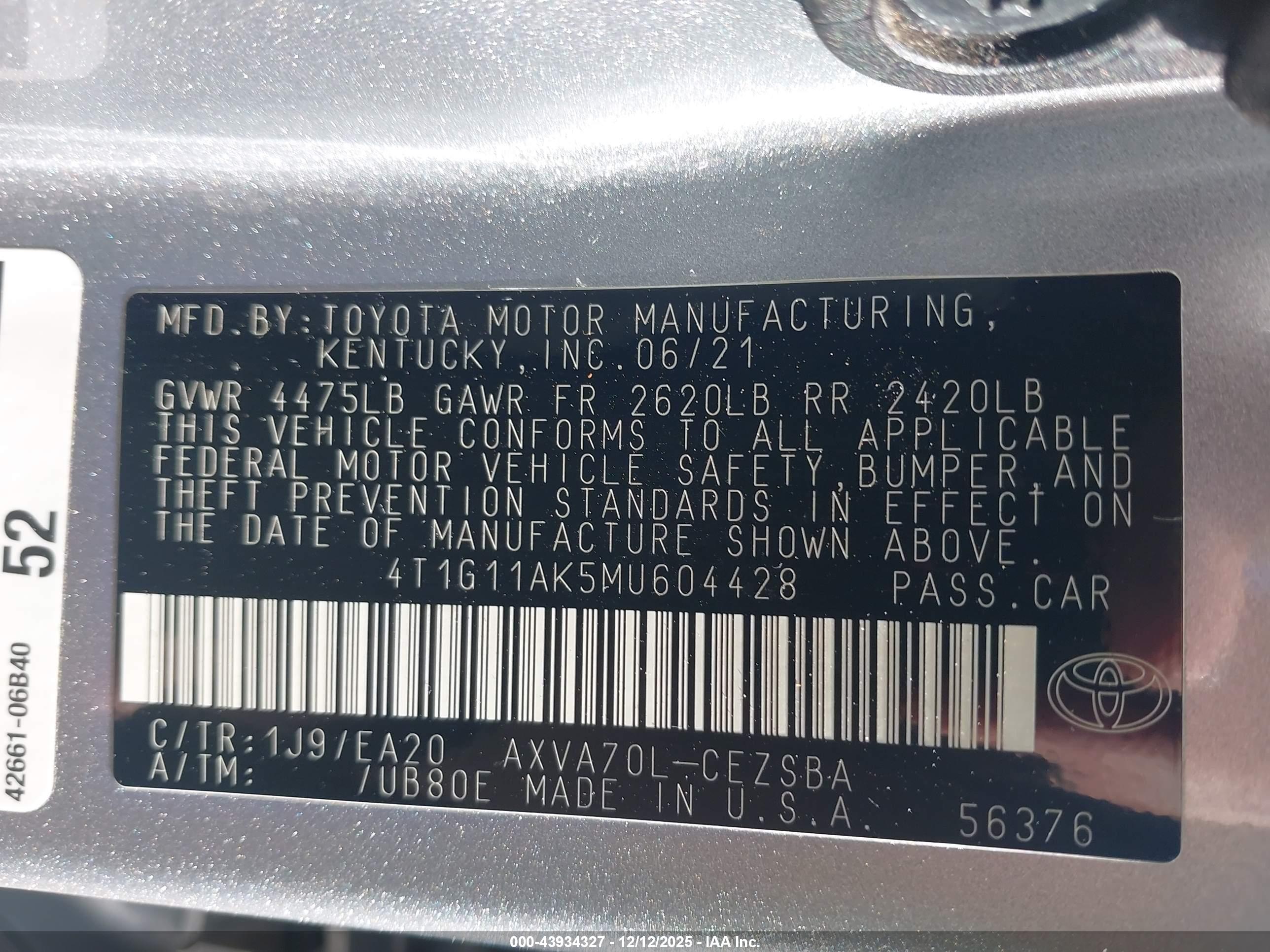 TOYOTA CAMRY image 9