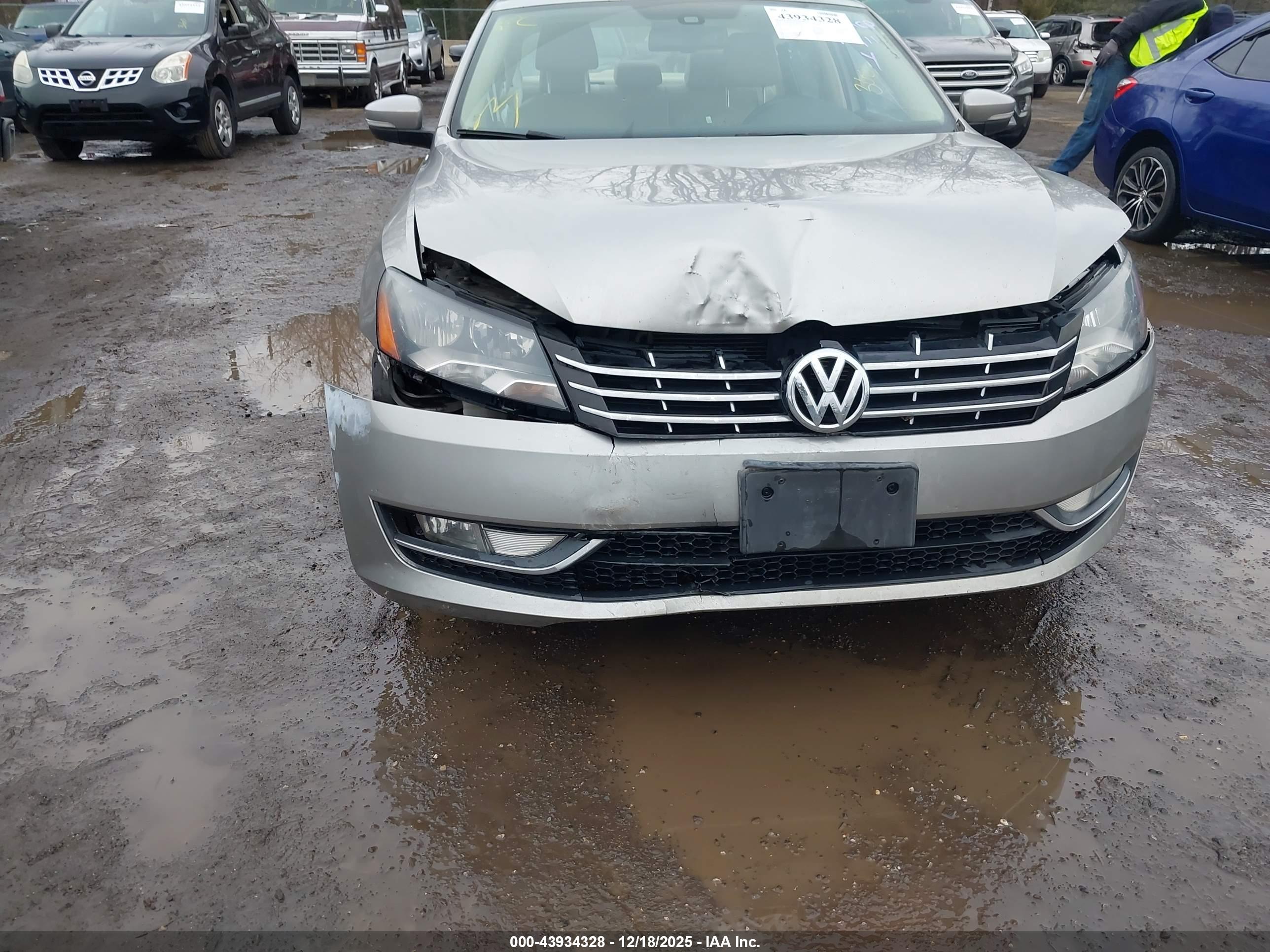 VOLKSWAGEN PASSAT image 6
