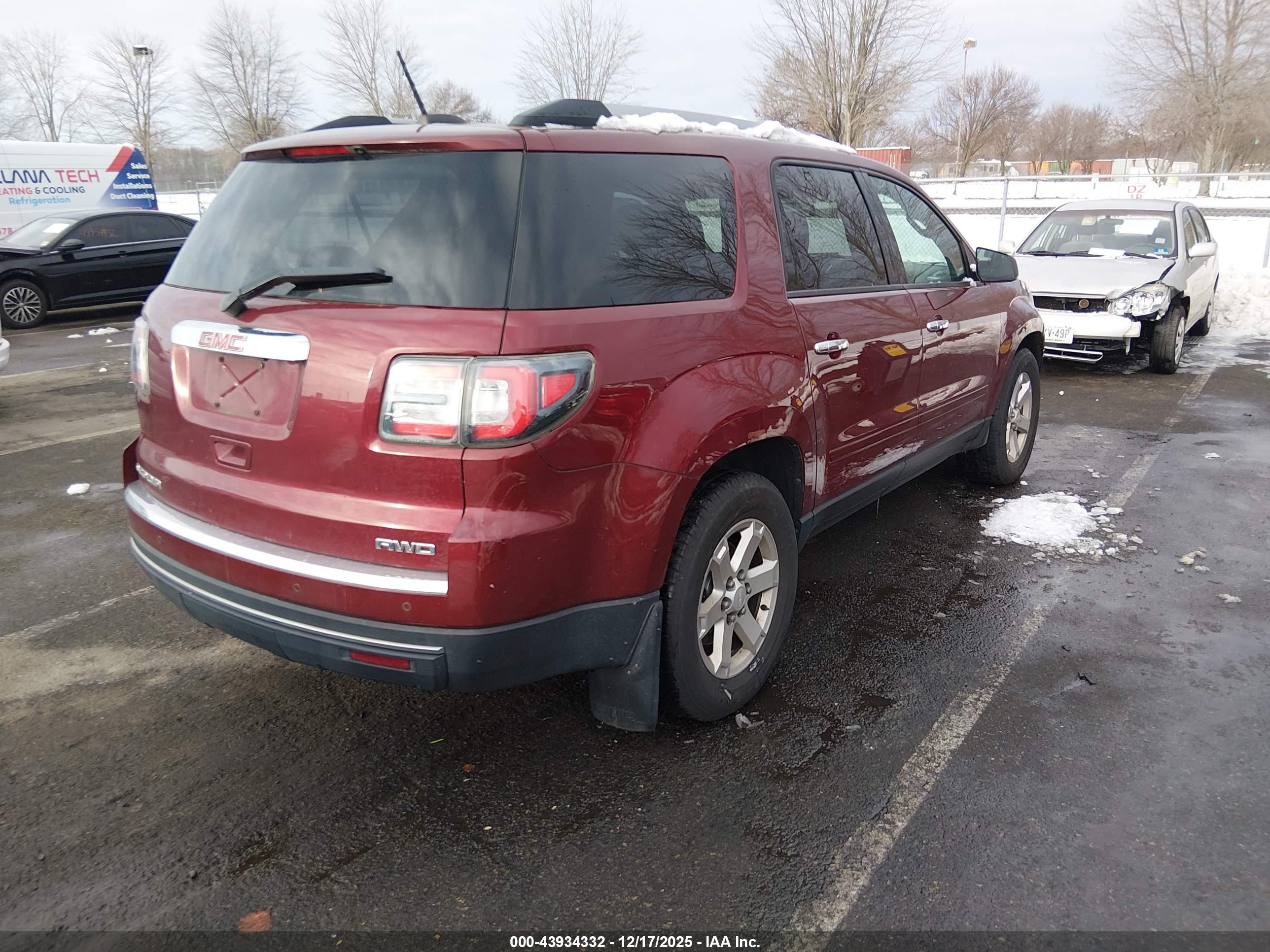 GMC ACADIA image 4
