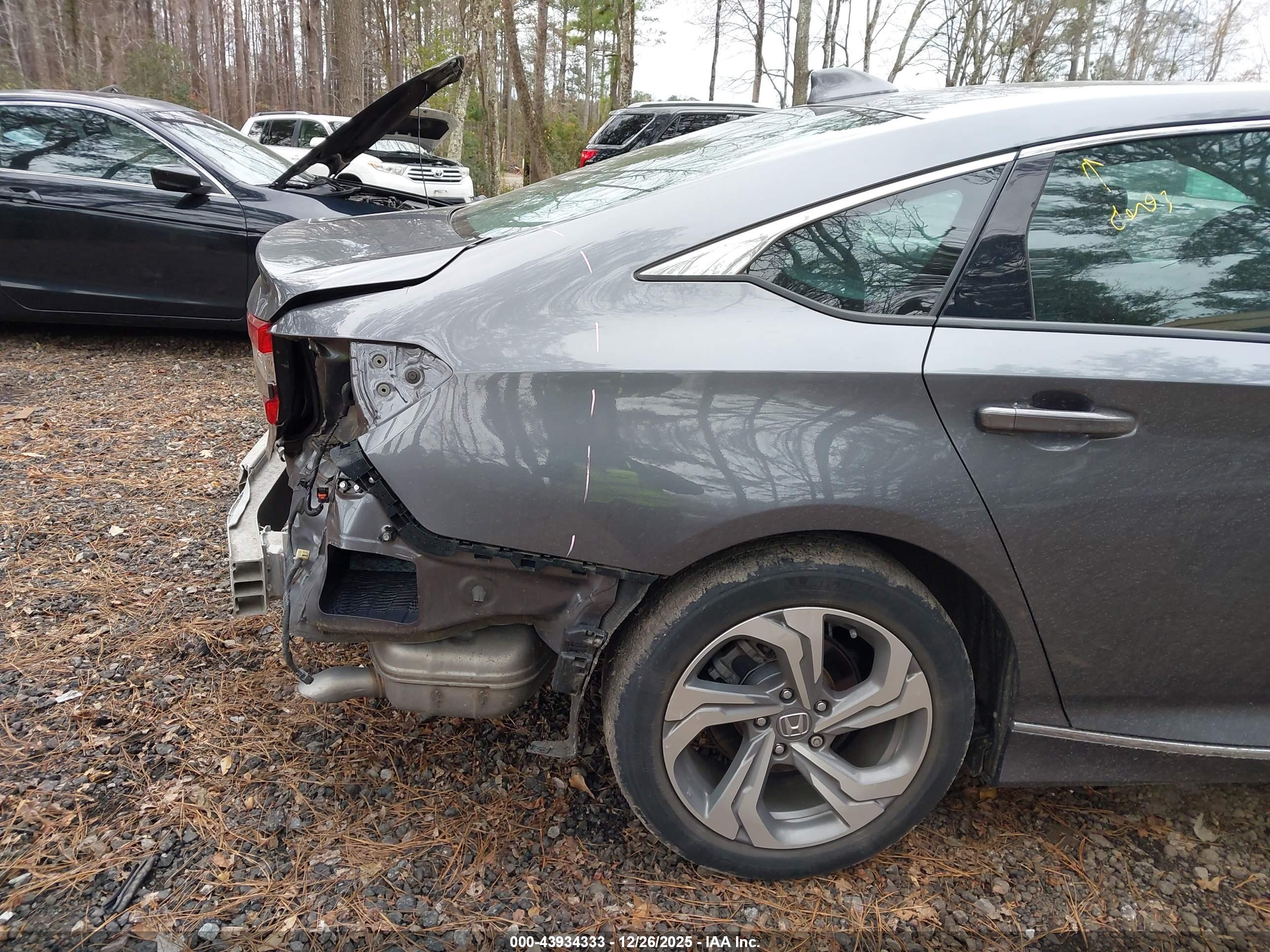 HONDA ACCORD image 6