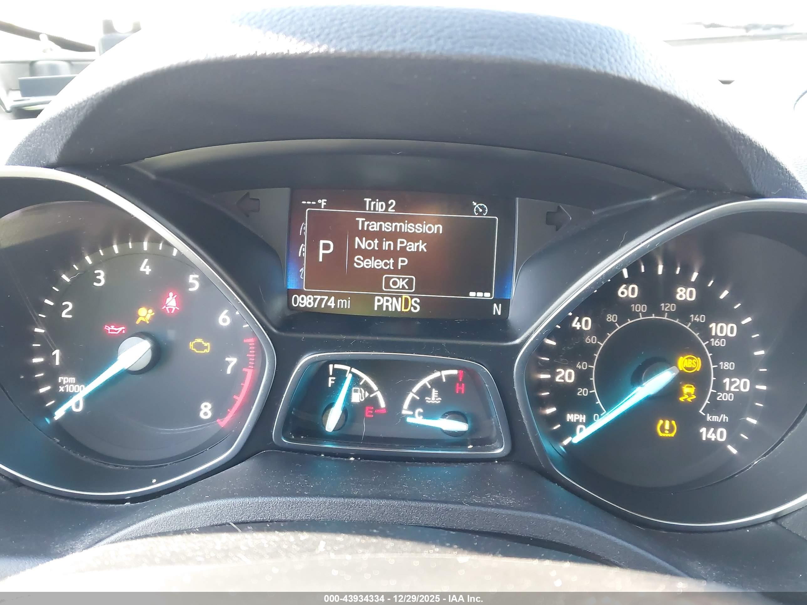 FORD ESCAPE image 7