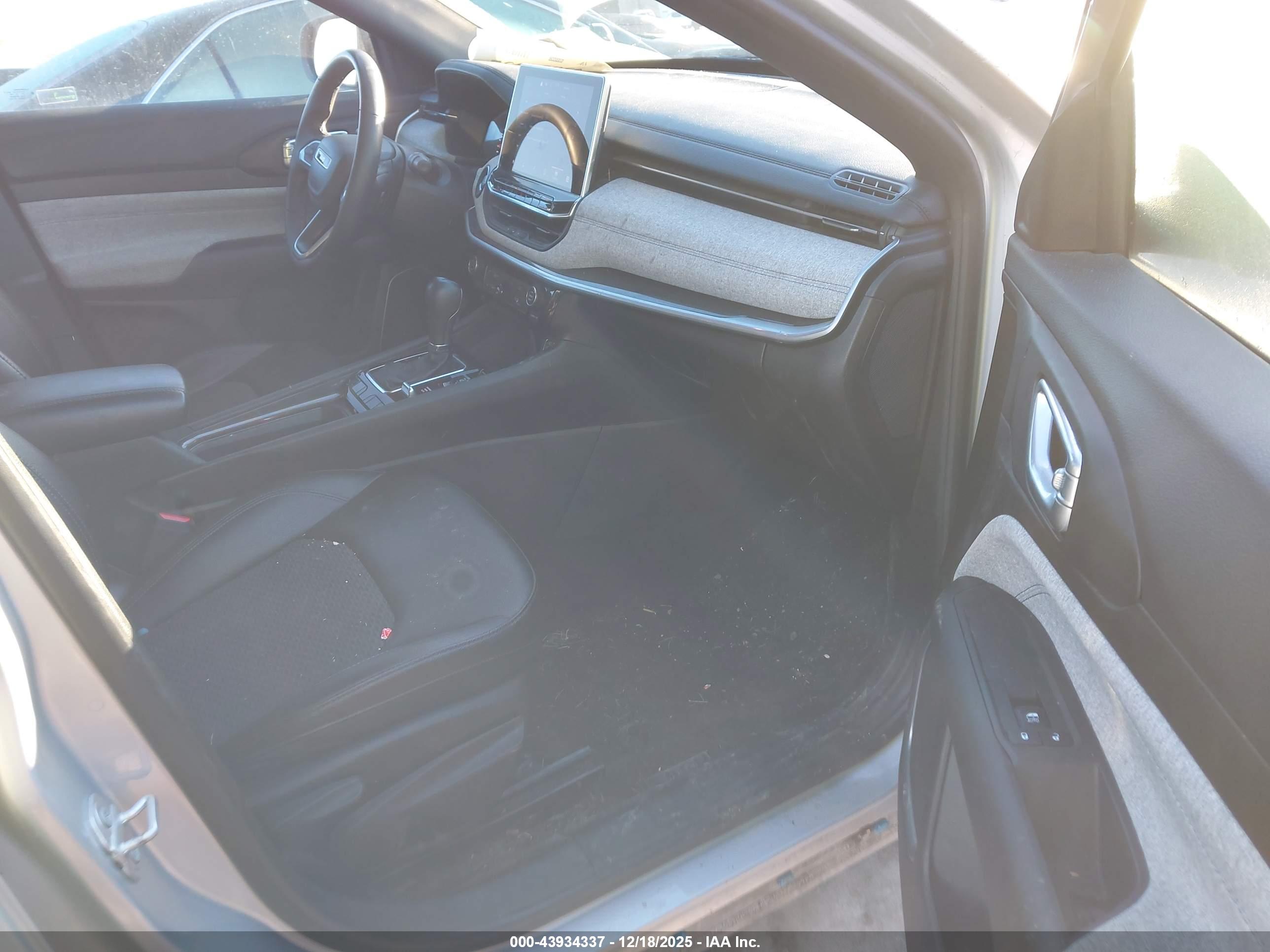JEEP COMPASS image 5