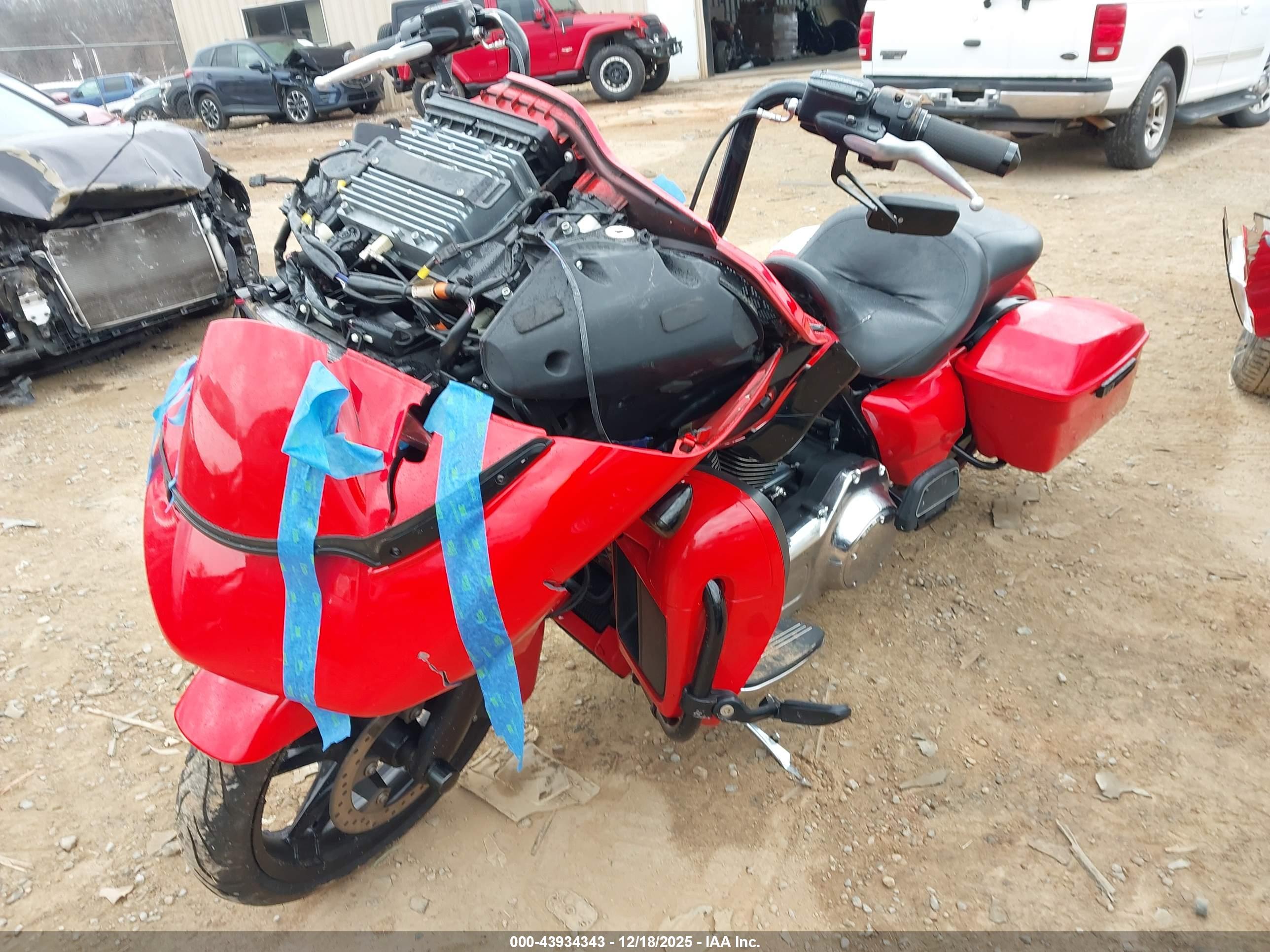 HARLEY-DAVIDSON FLTRX image 2