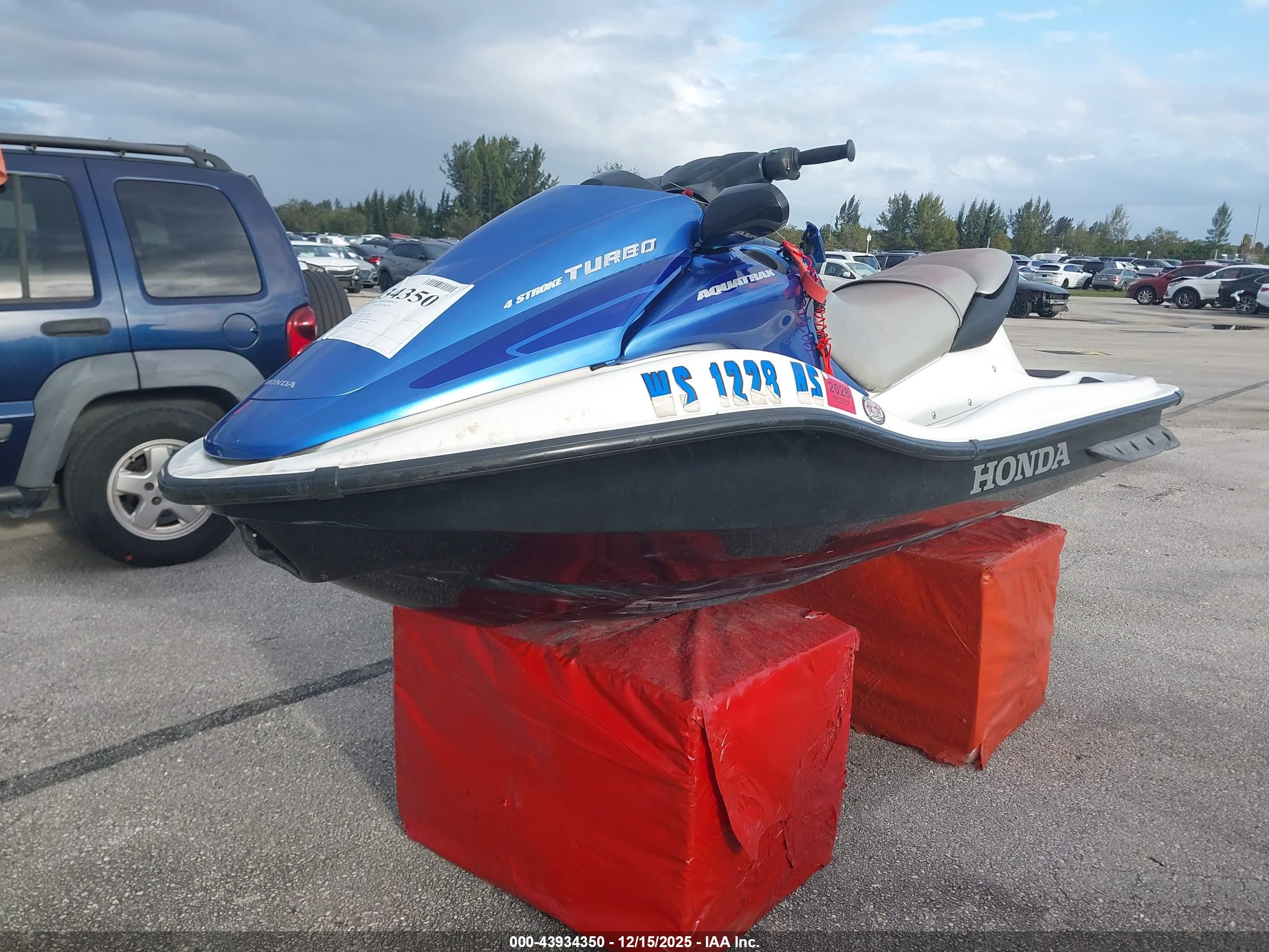 HONDA AQUATRAX image 2
