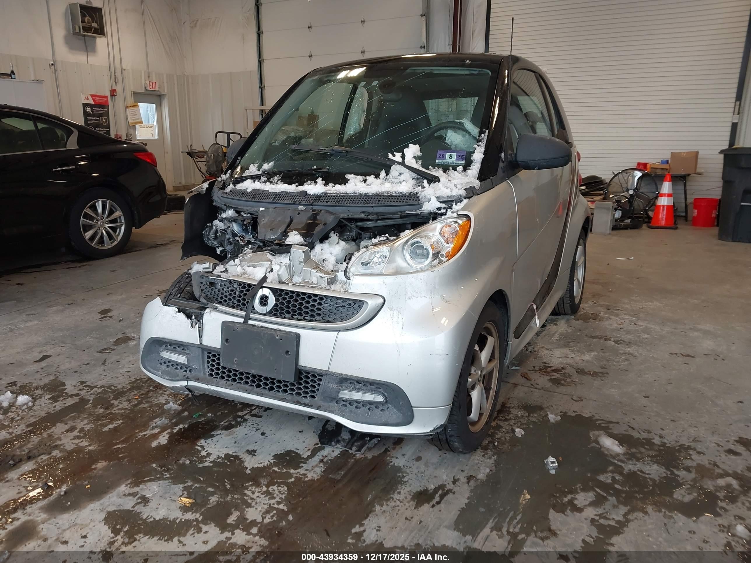 SMART FORTWO image 2