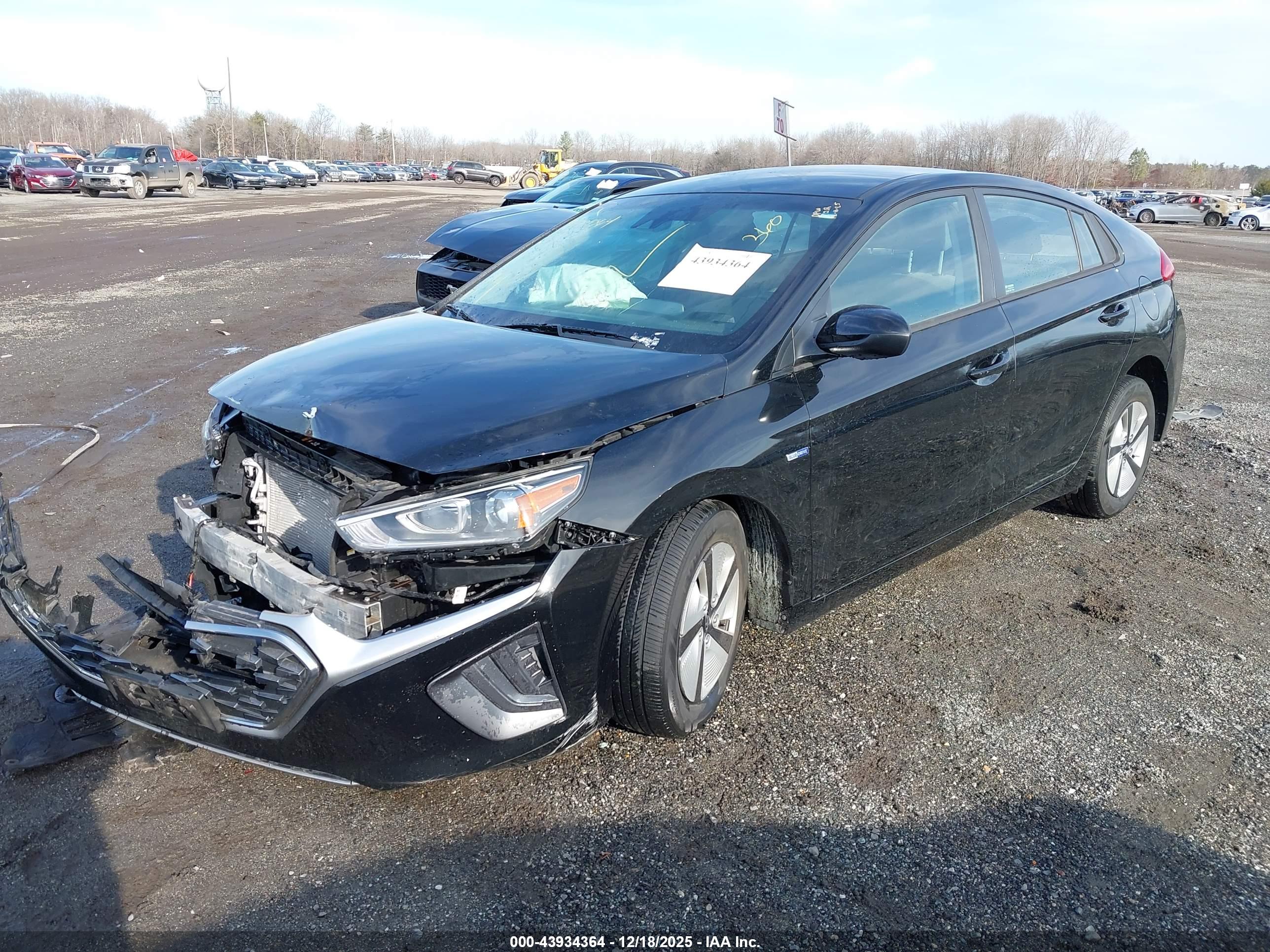 HYUNDAI IONIQ image 2