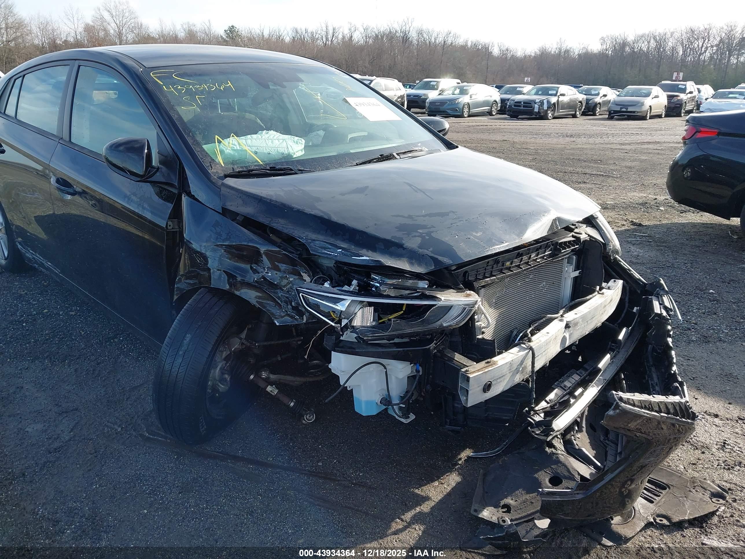 HYUNDAI IONIQ image 6