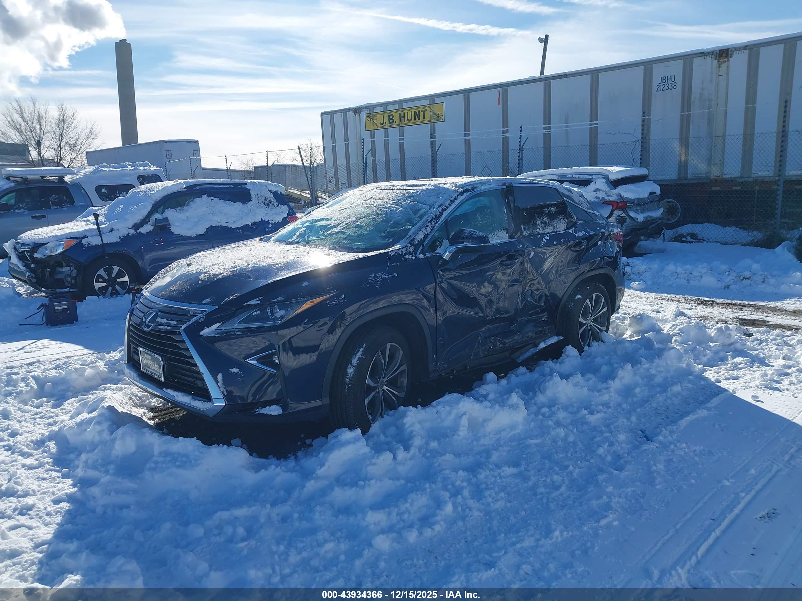 LEXUS RX image 2