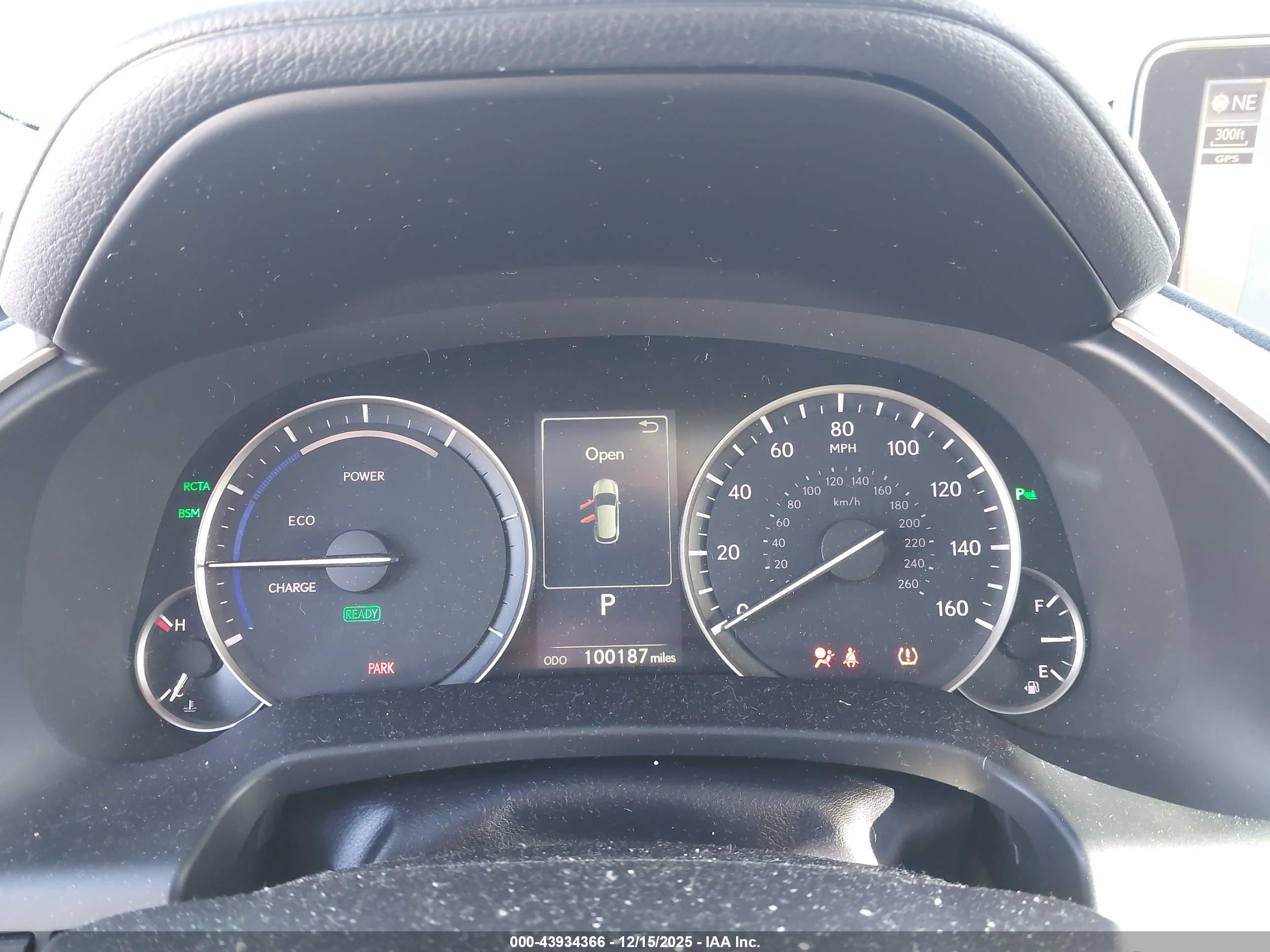 LEXUS RX image 7