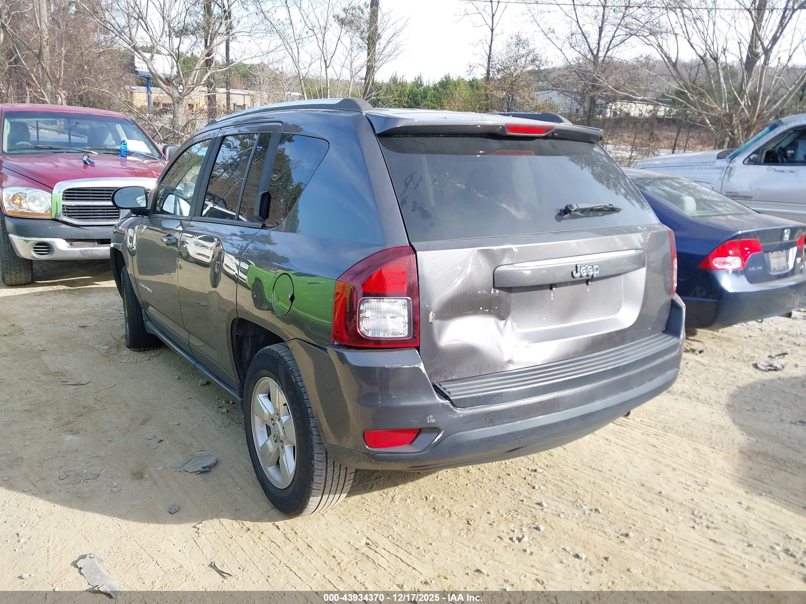 JEEP COMPASS image 3