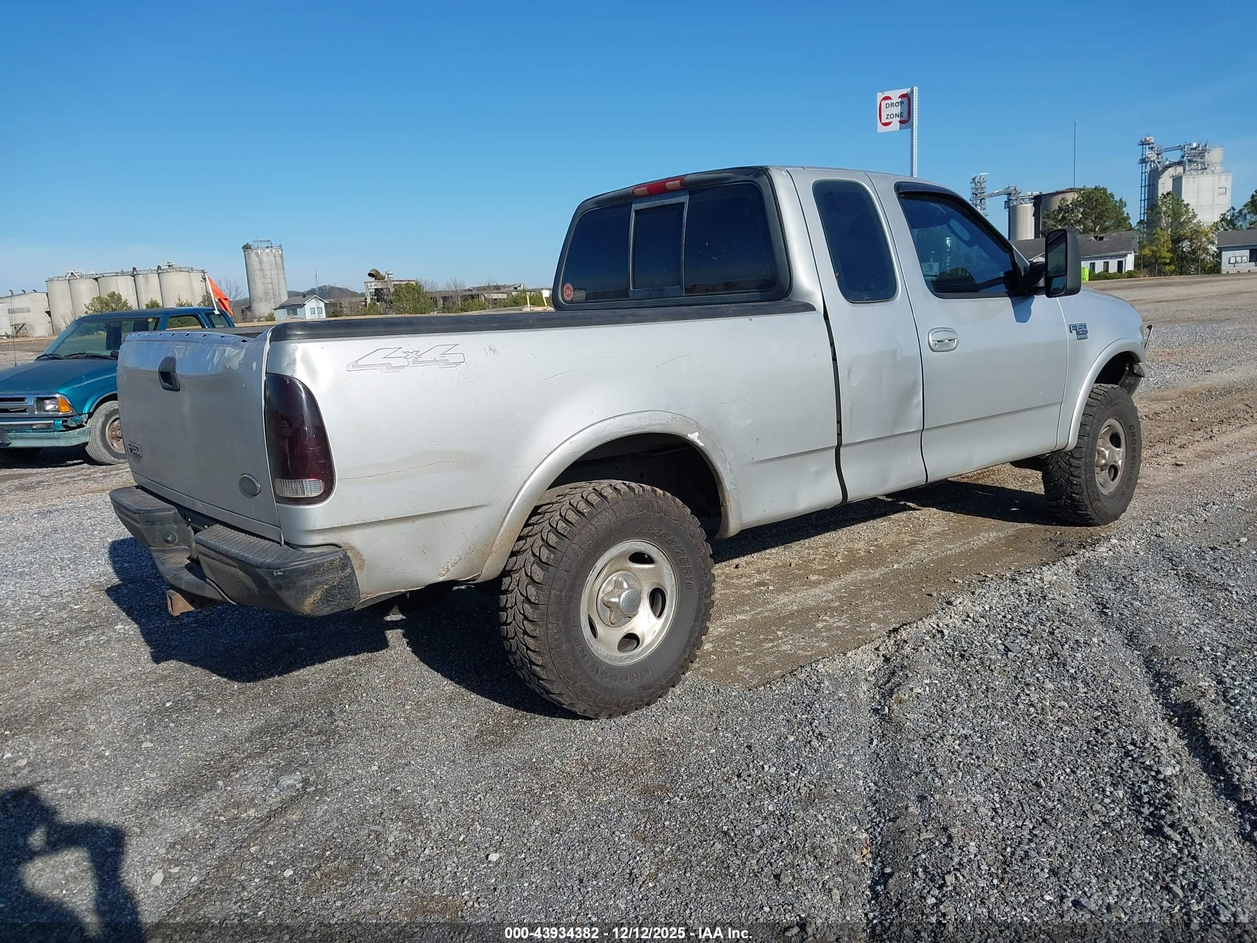 FORD F-150 image 4