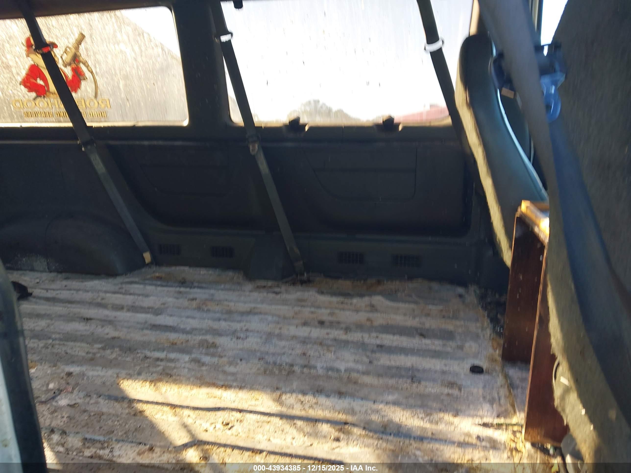 FORD ECONOLINE image 8