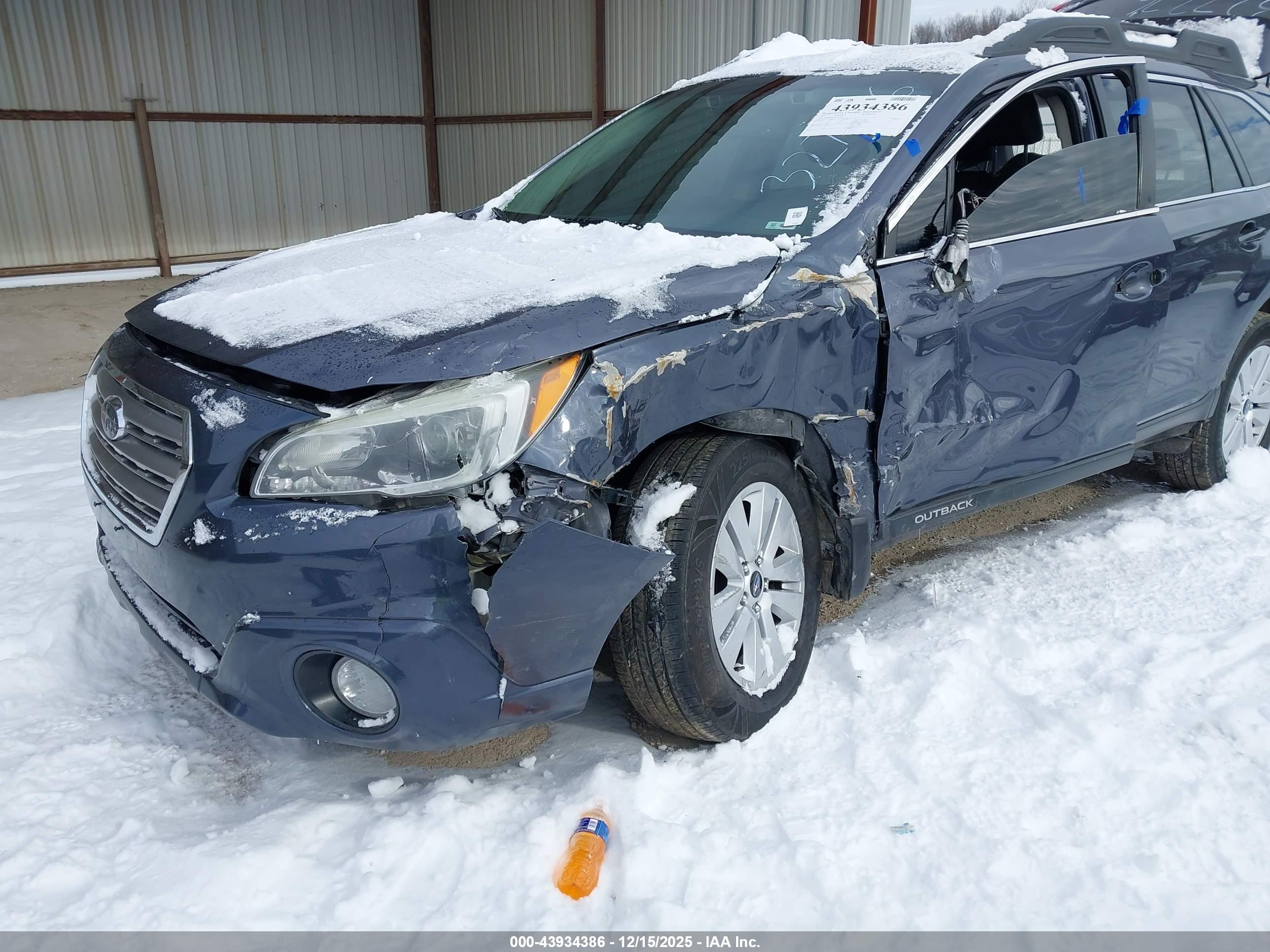 SUBARU OUTBACK image 6