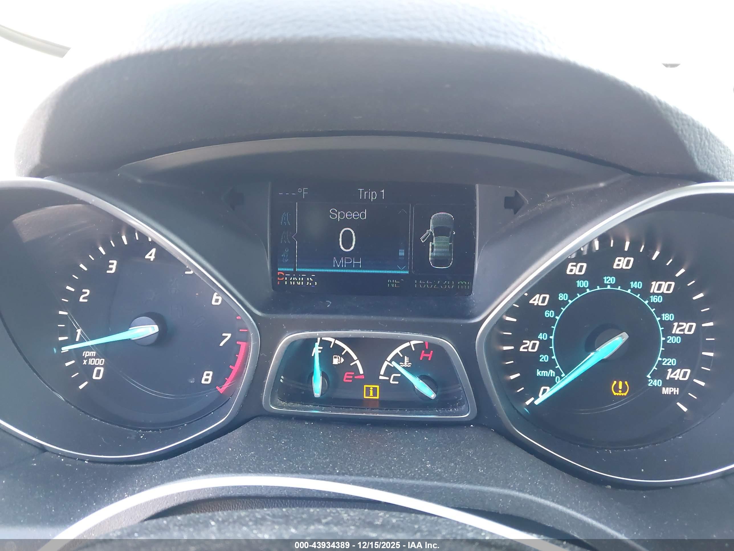 FORD ESCAPE image 7