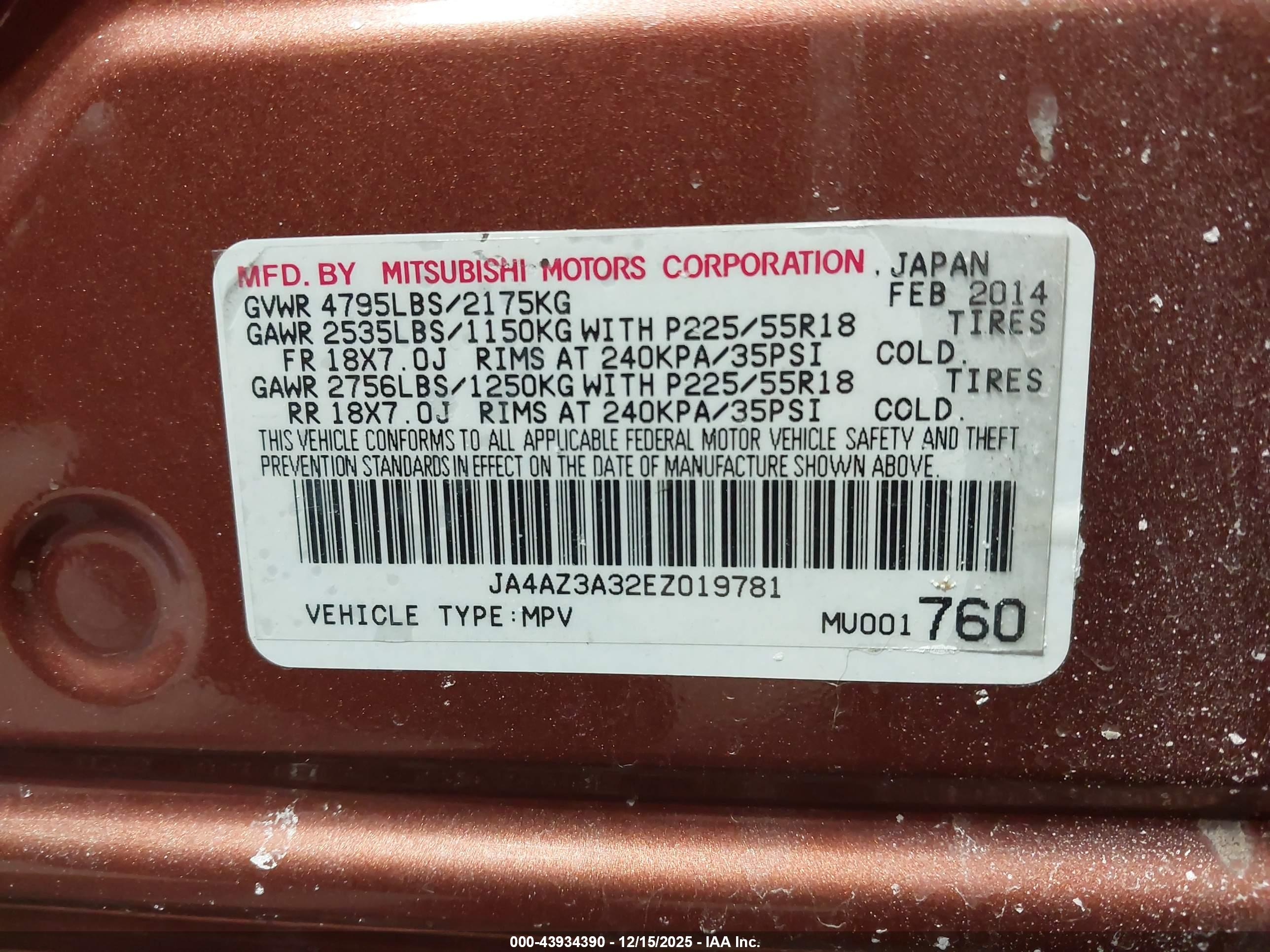 MITSUBISHI OUTLANDER image 9