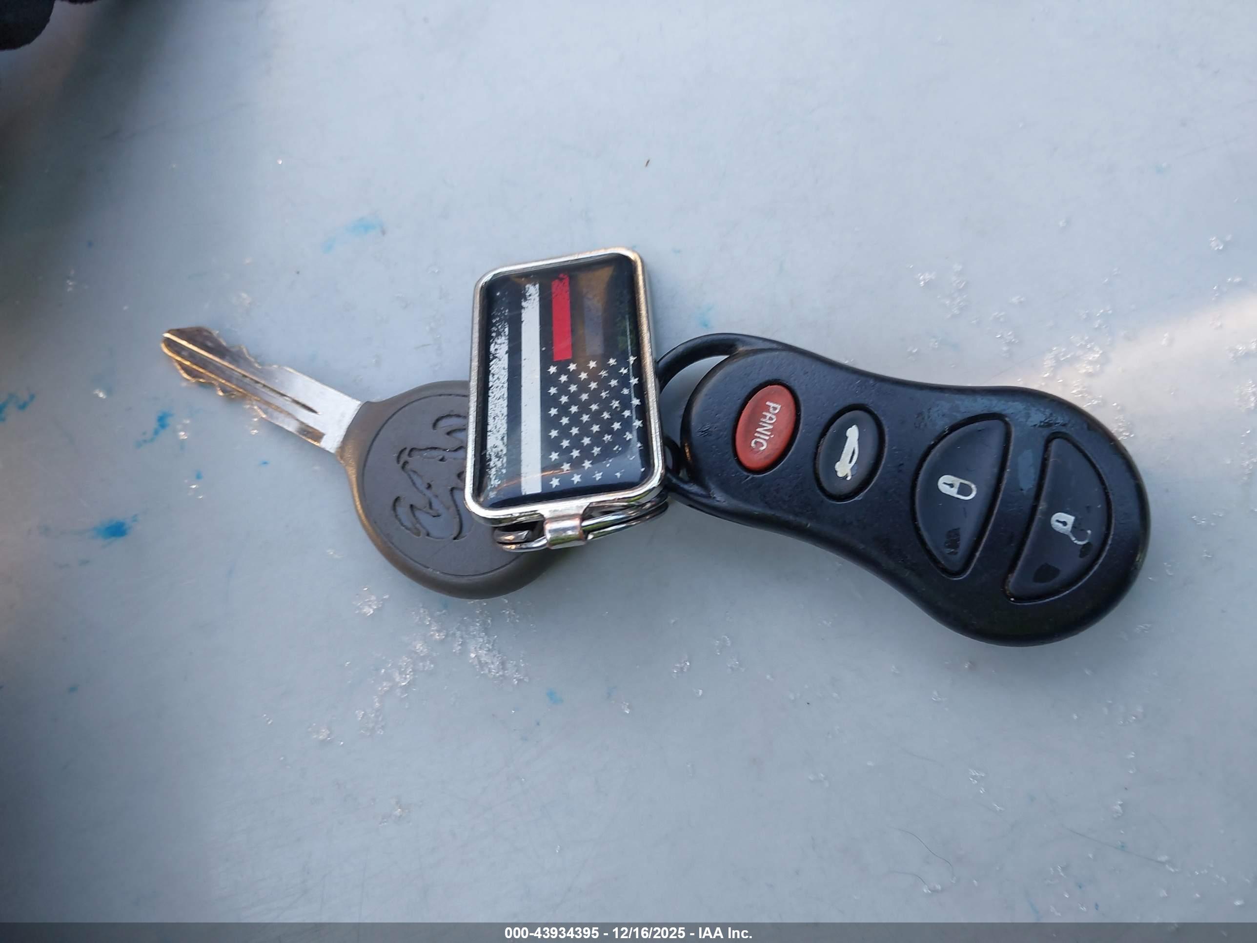 DODGE STRATUS image 11
