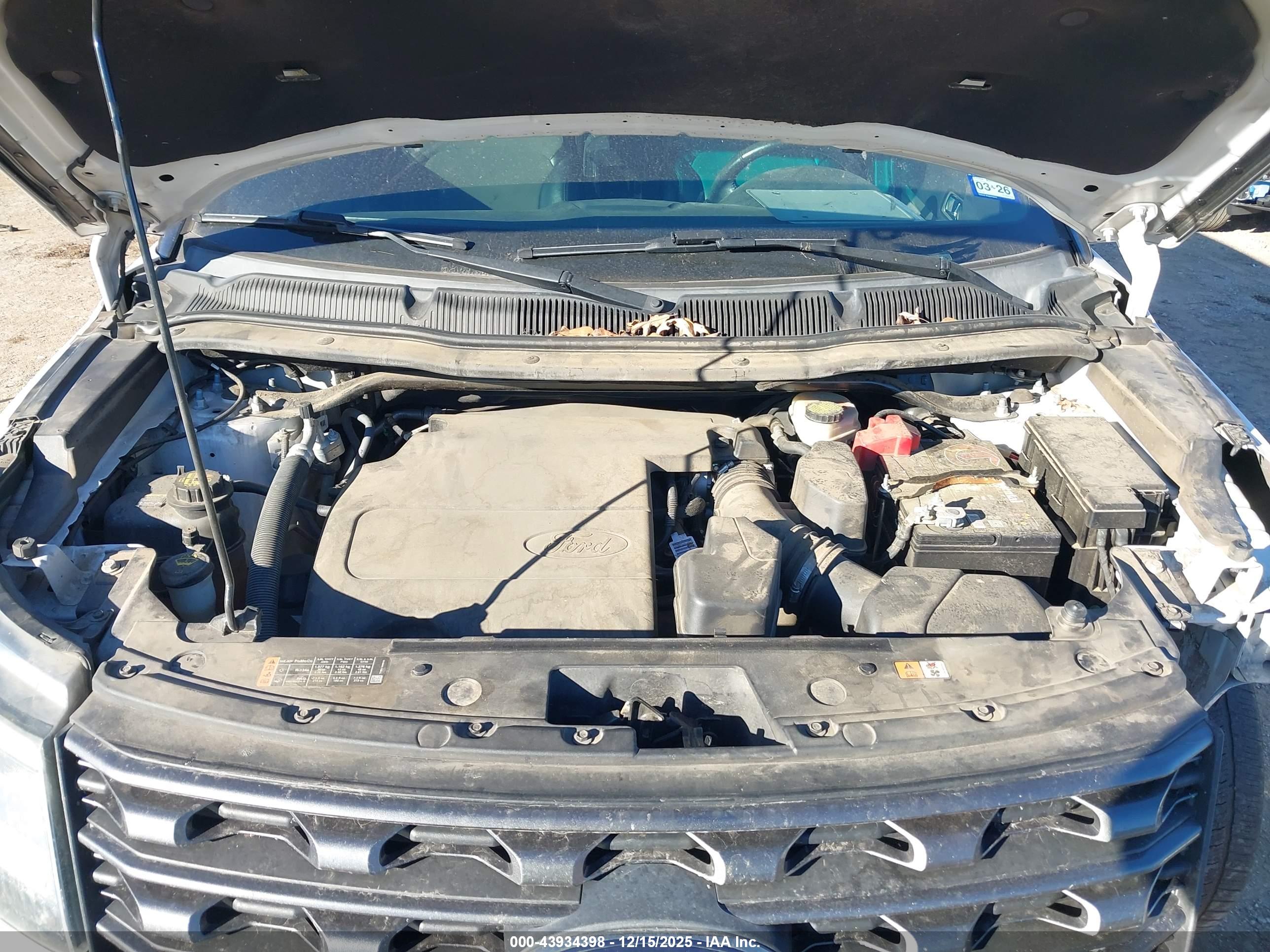 FORD EXPLORER image 10