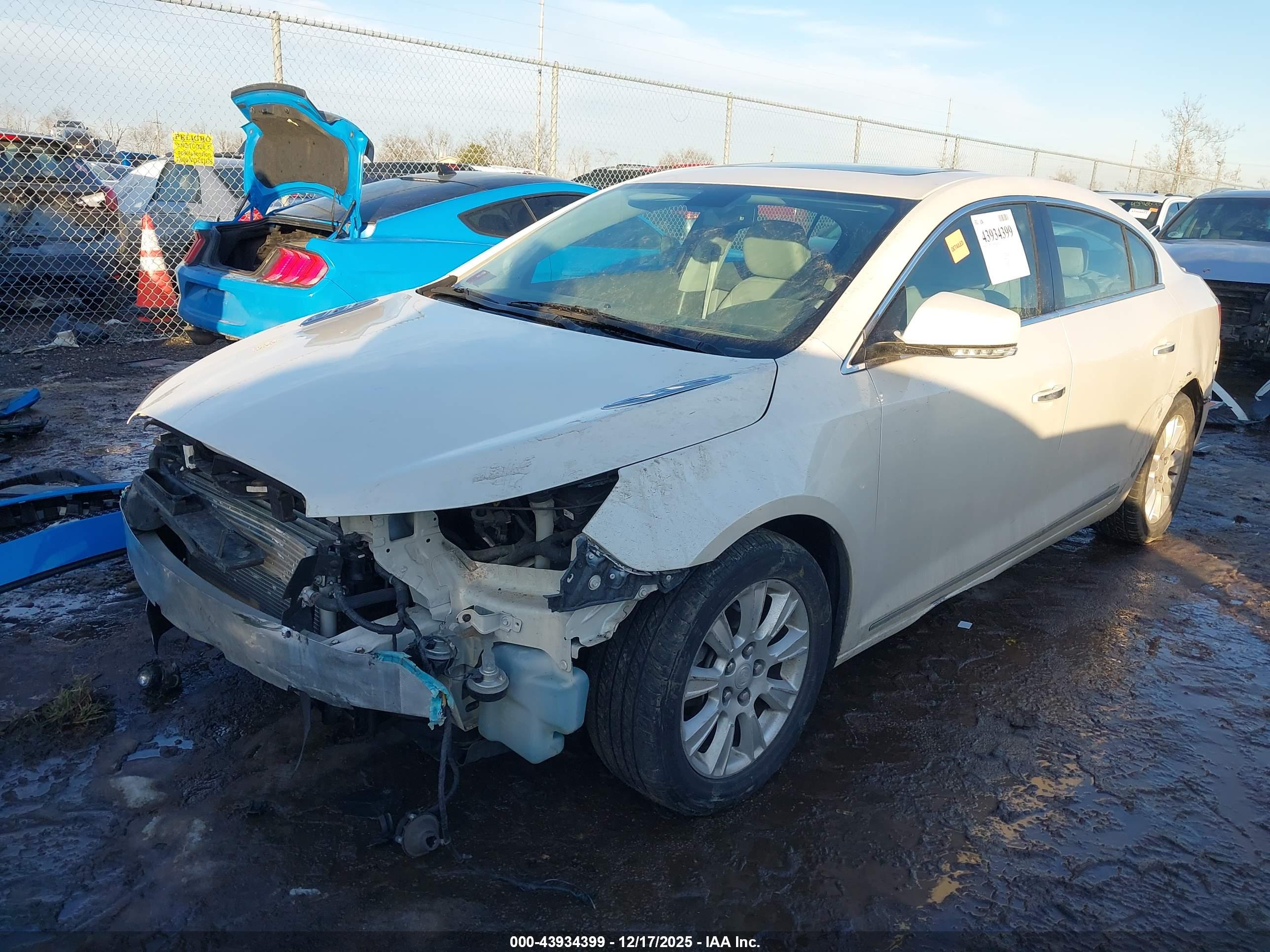 BUICK LACROSSE image 2